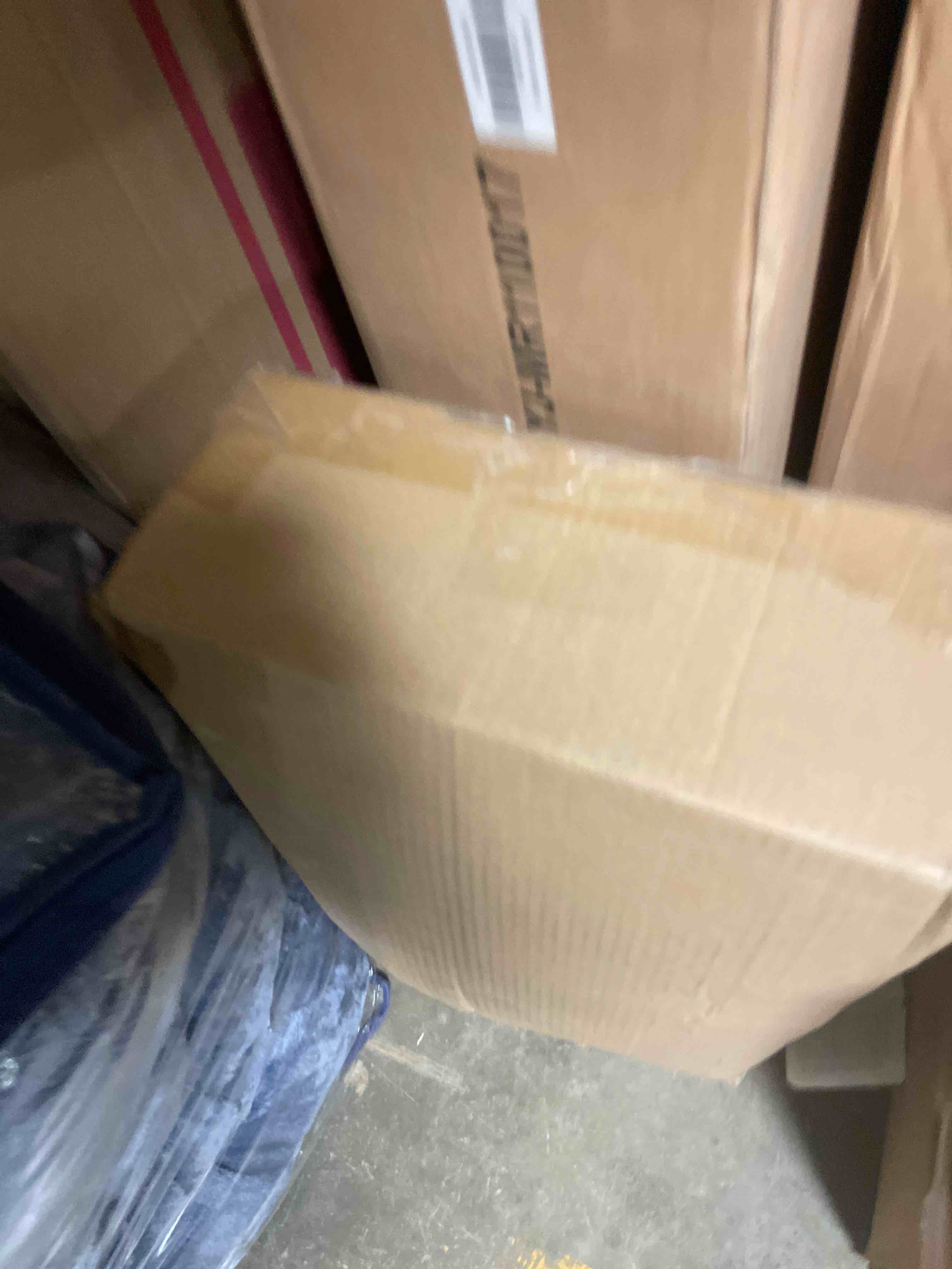 https://s3.amazonaws.com/lotting-images-prod/phillipi/BRN1951511_1742478164847.jpeg