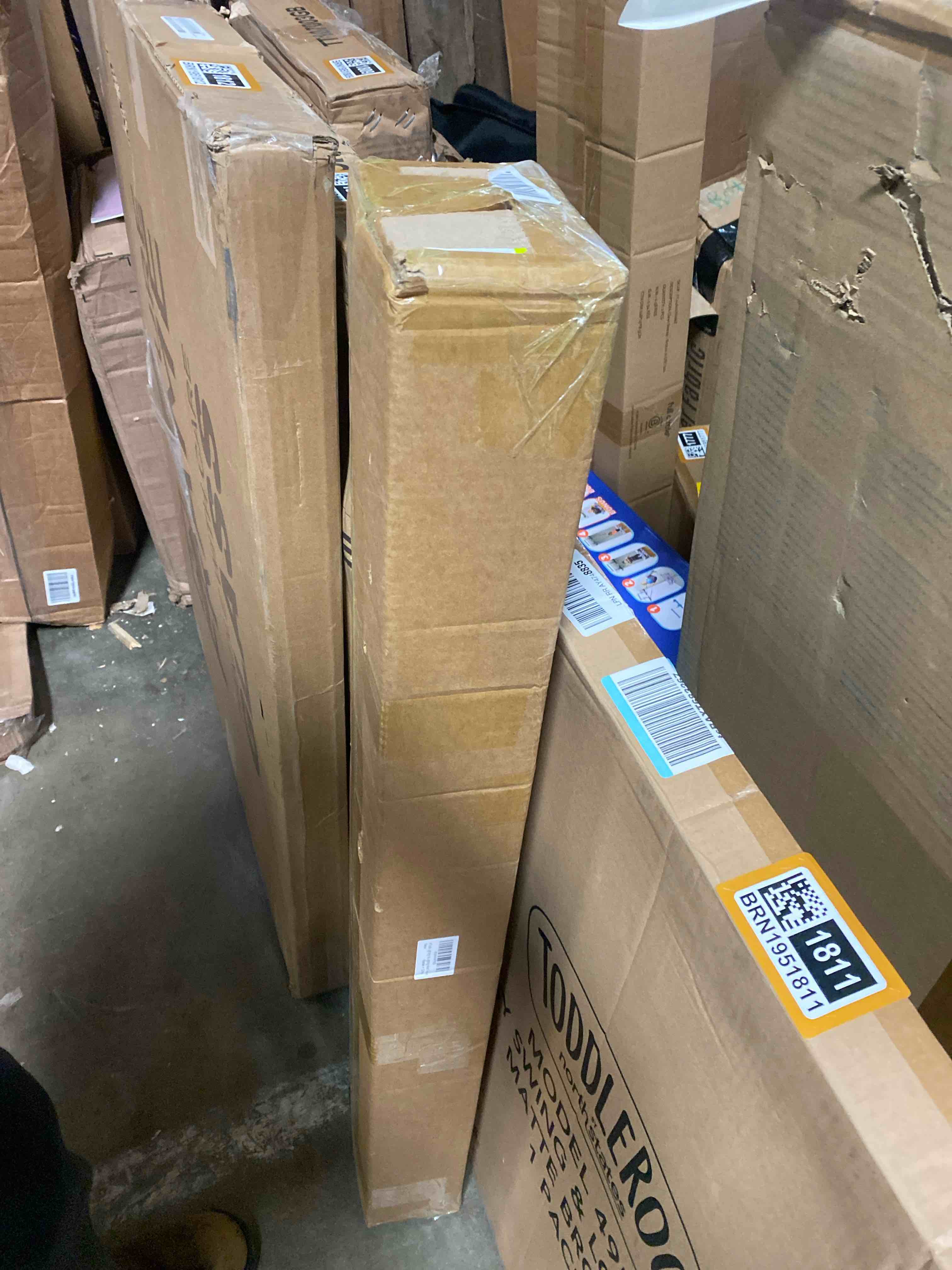 https://s3.amazonaws.com/lotting-images-prod/phillipi/BRN1951813_1742573177090.jpeg