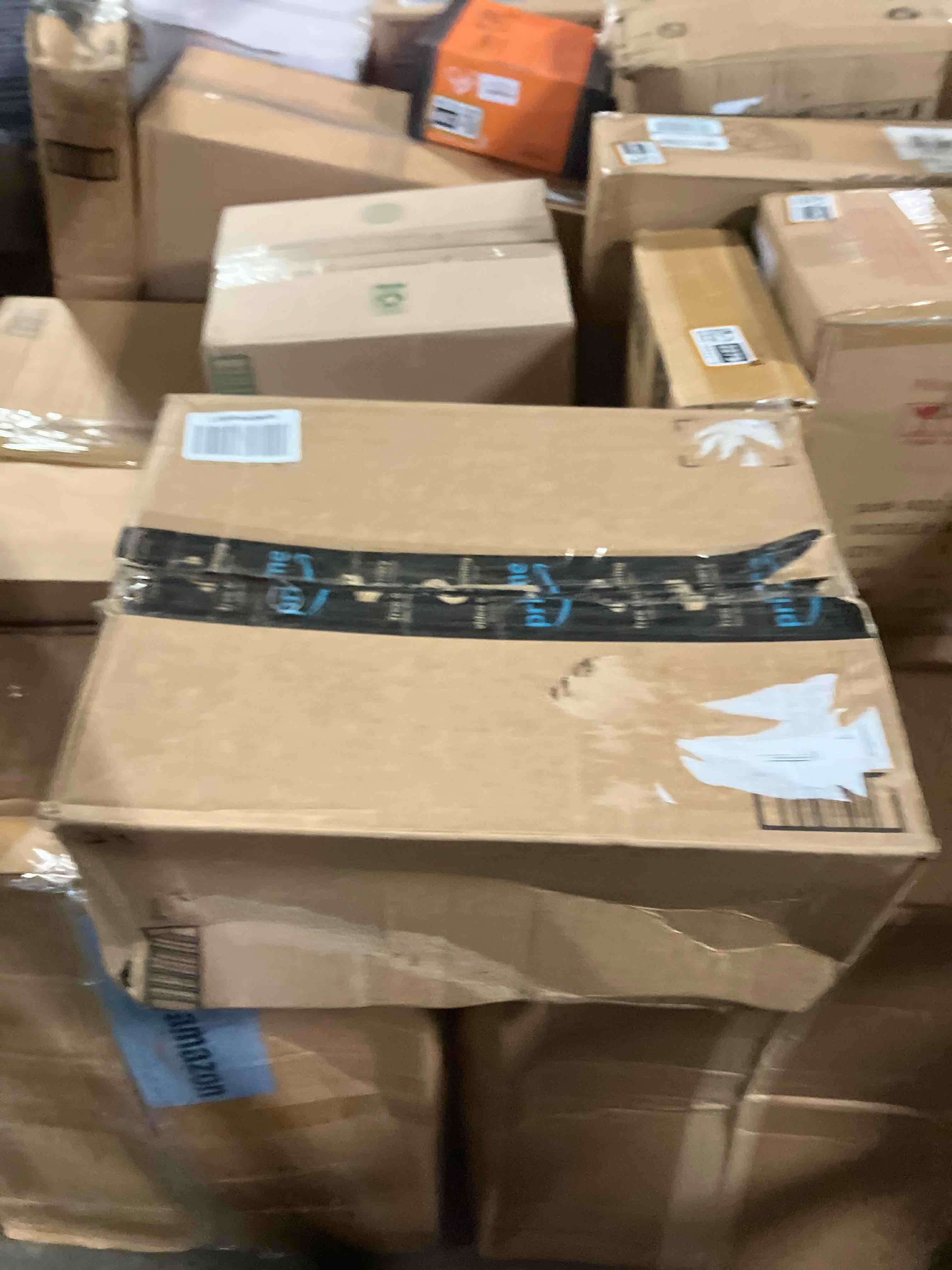 https://s3.amazonaws.com/lotting-images-prod/phillipi/BRN1952269_1743091985979.jpeg