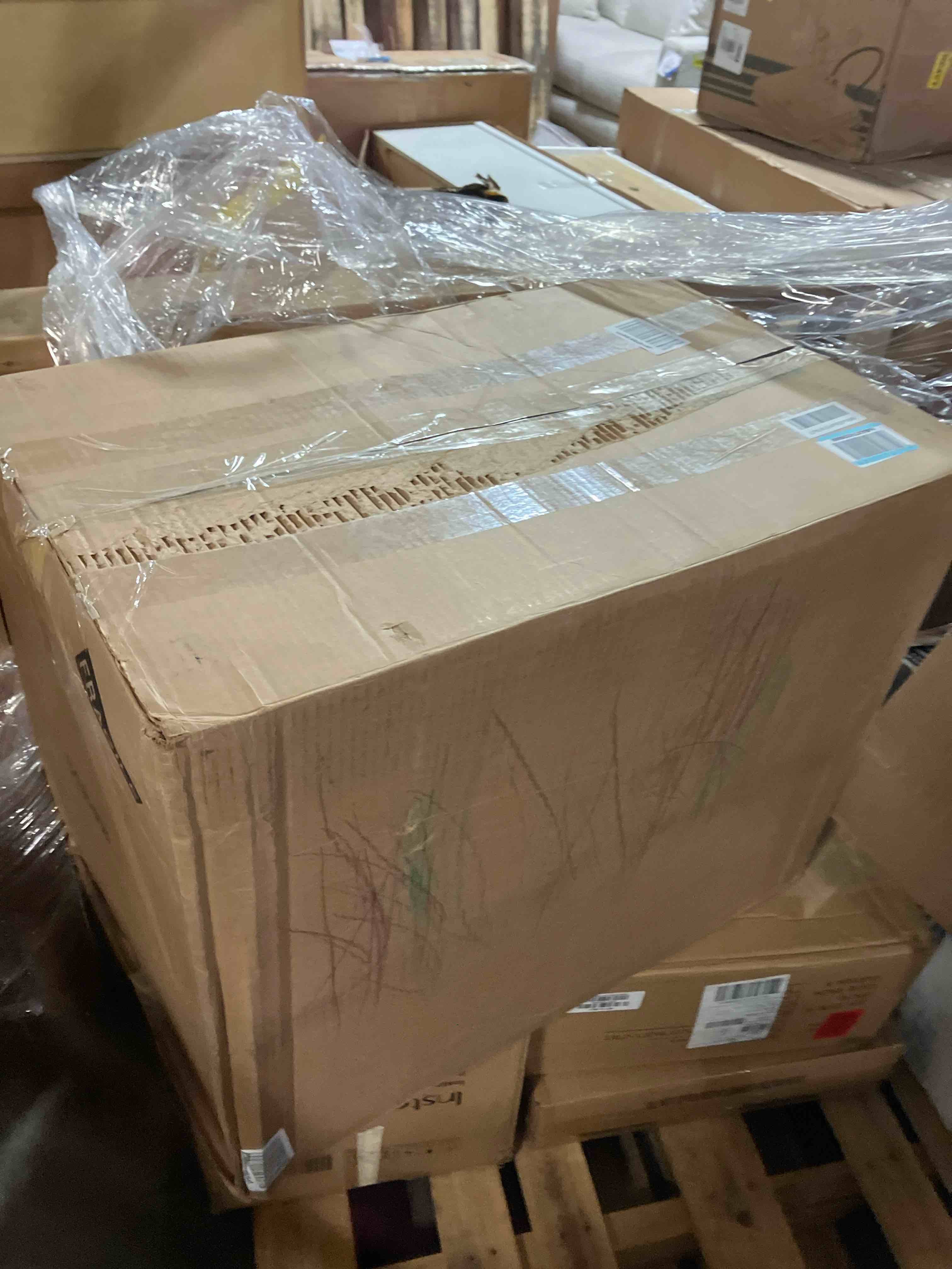https://s3.amazonaws.com/lotting-images-prod/phillipi/BRN1952325_1743019422356.jpeg