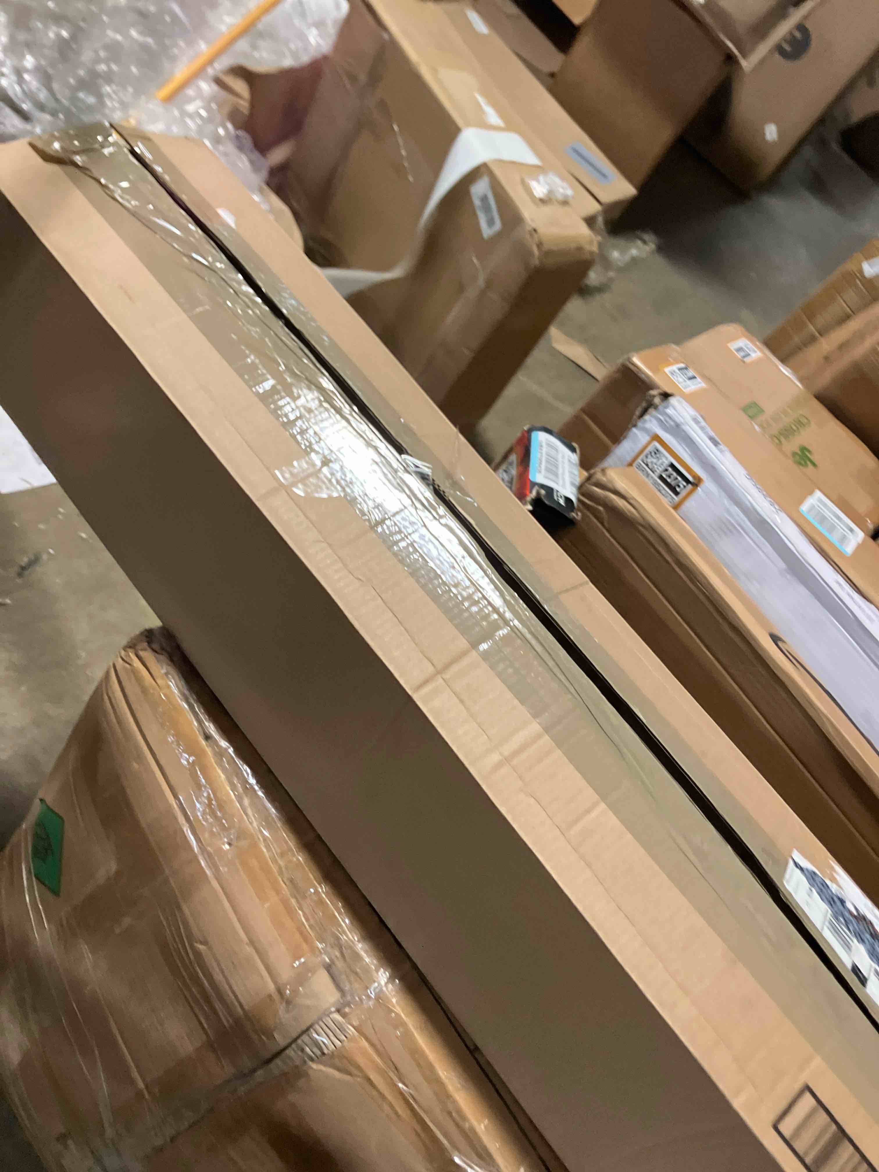 https://s3.amazonaws.com/lotting-images-prod/phillipi/BRN1952361_1743014581179.jpeg
