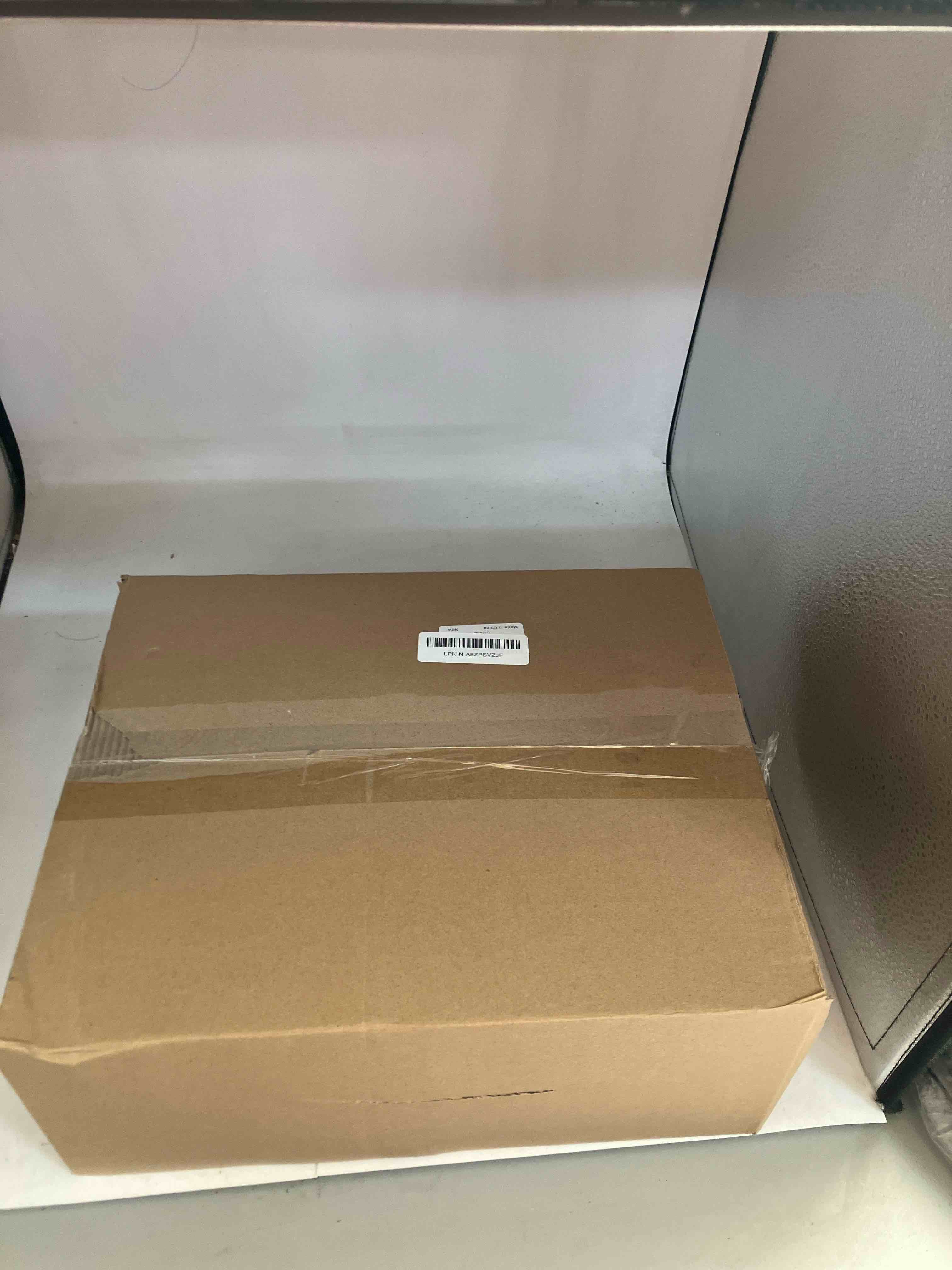 https://s3.amazonaws.com/lotting-images-prod/phillipi/BRN1953701_1744203107167.jpeg