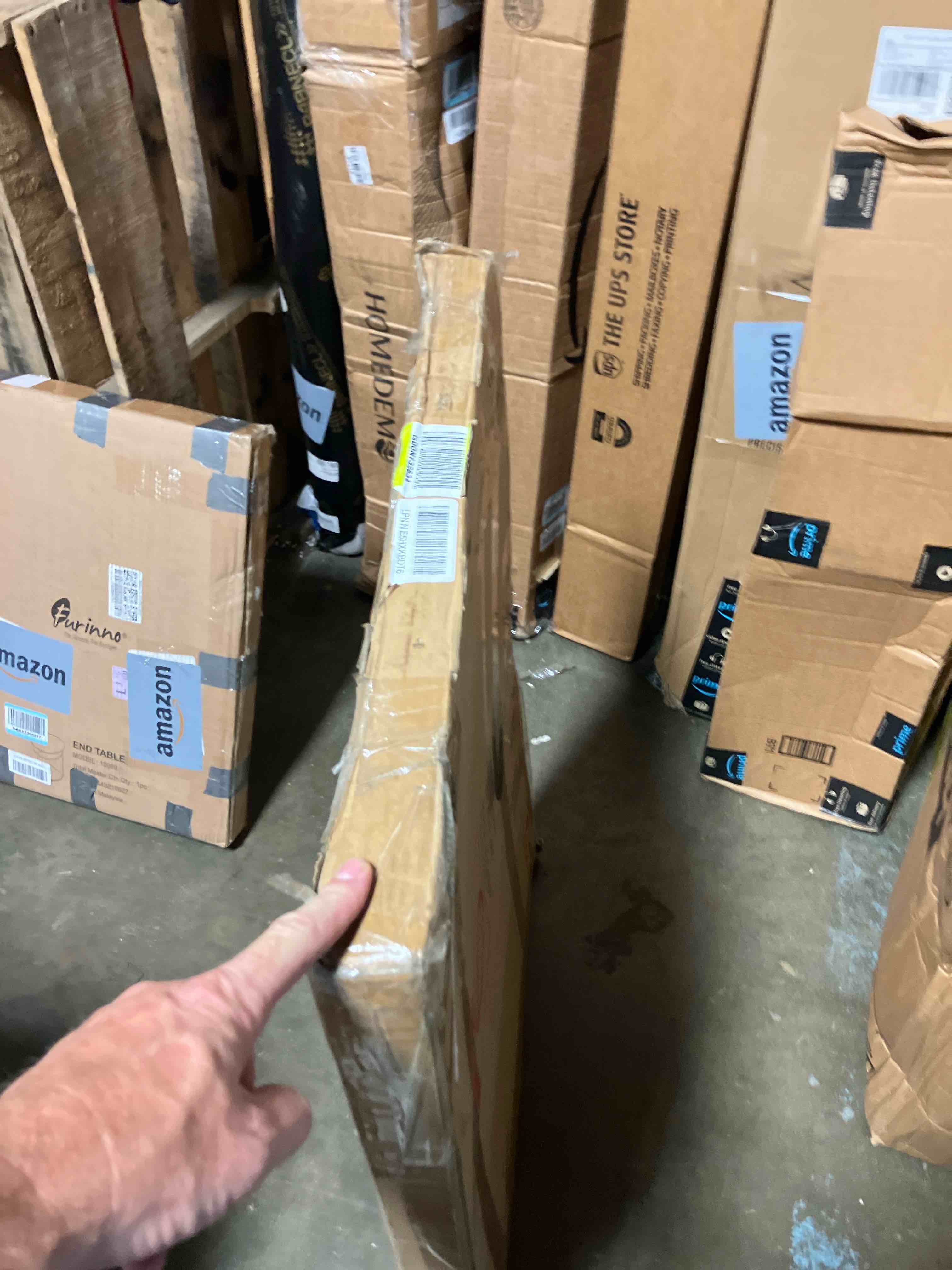 https://s3.amazonaws.com/lotting-images-prod/phillipi/BRN1954103_1755090102492.jpeg