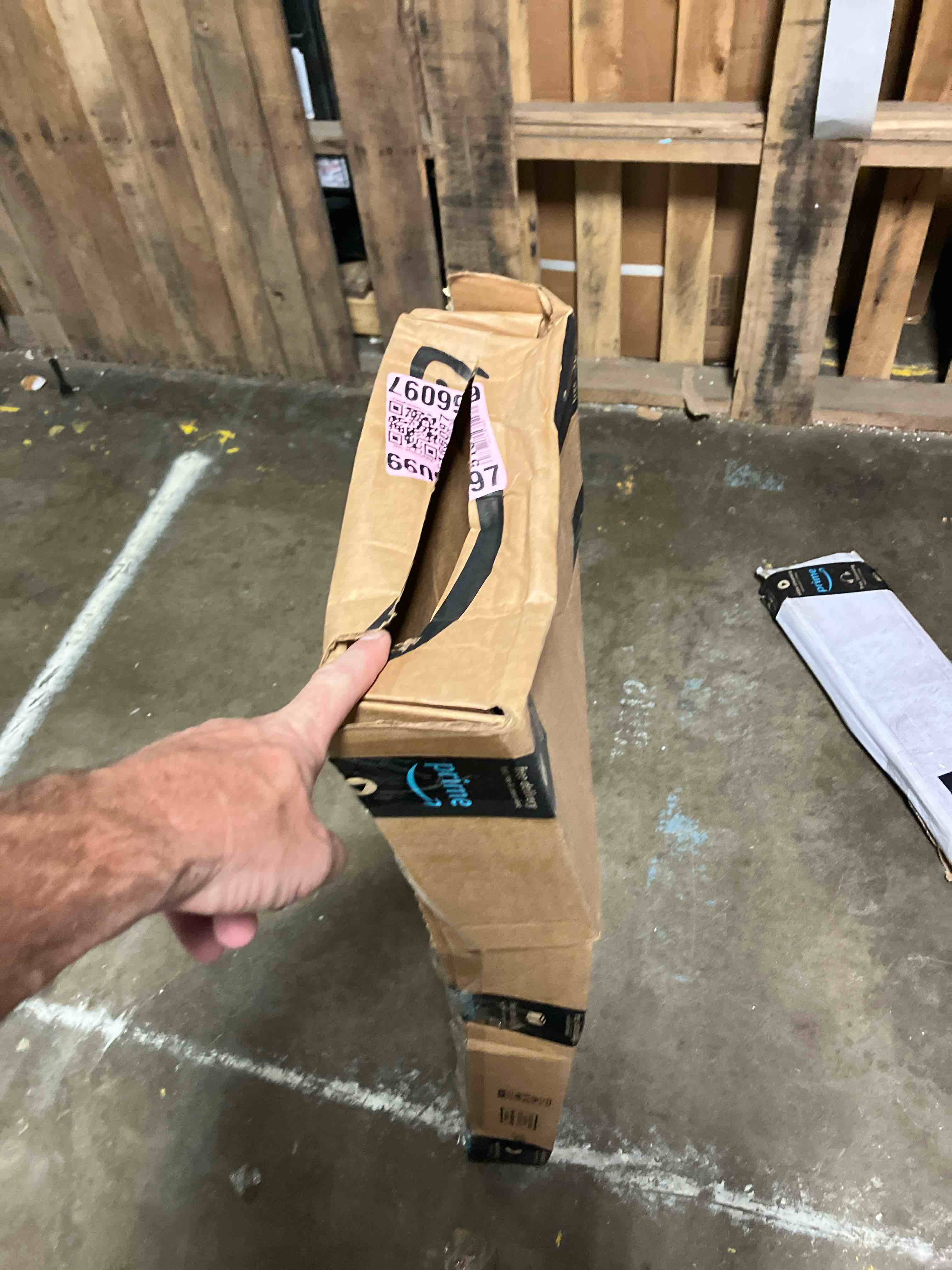 https://s3.amazonaws.com/lotting-images-prod/phillipi/BRN1954104_1755089824769.jpeg
