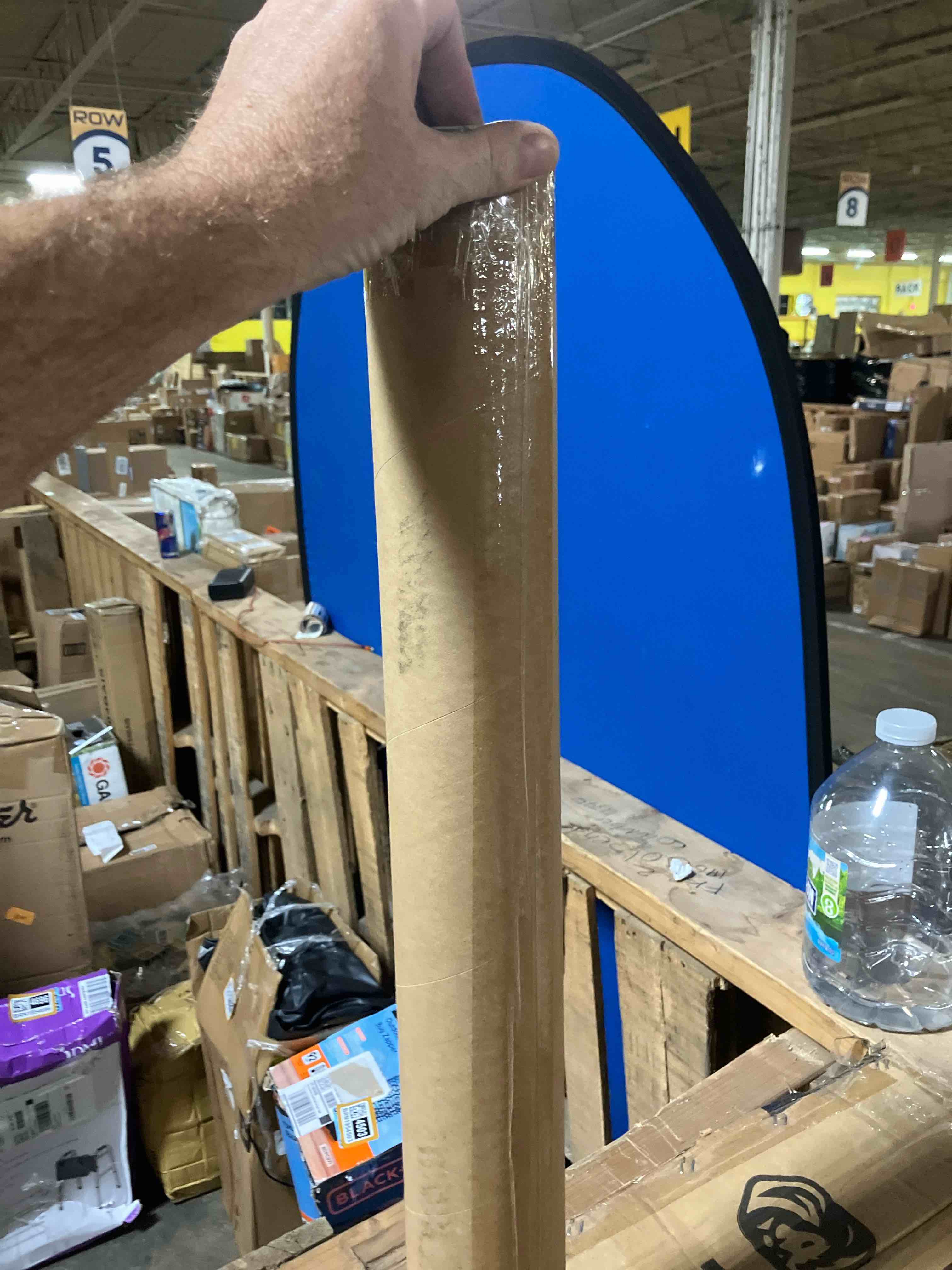 https://s3.amazonaws.com/lotting-images-prod/phillipi/BRN1954657_1755893840512.jpeg