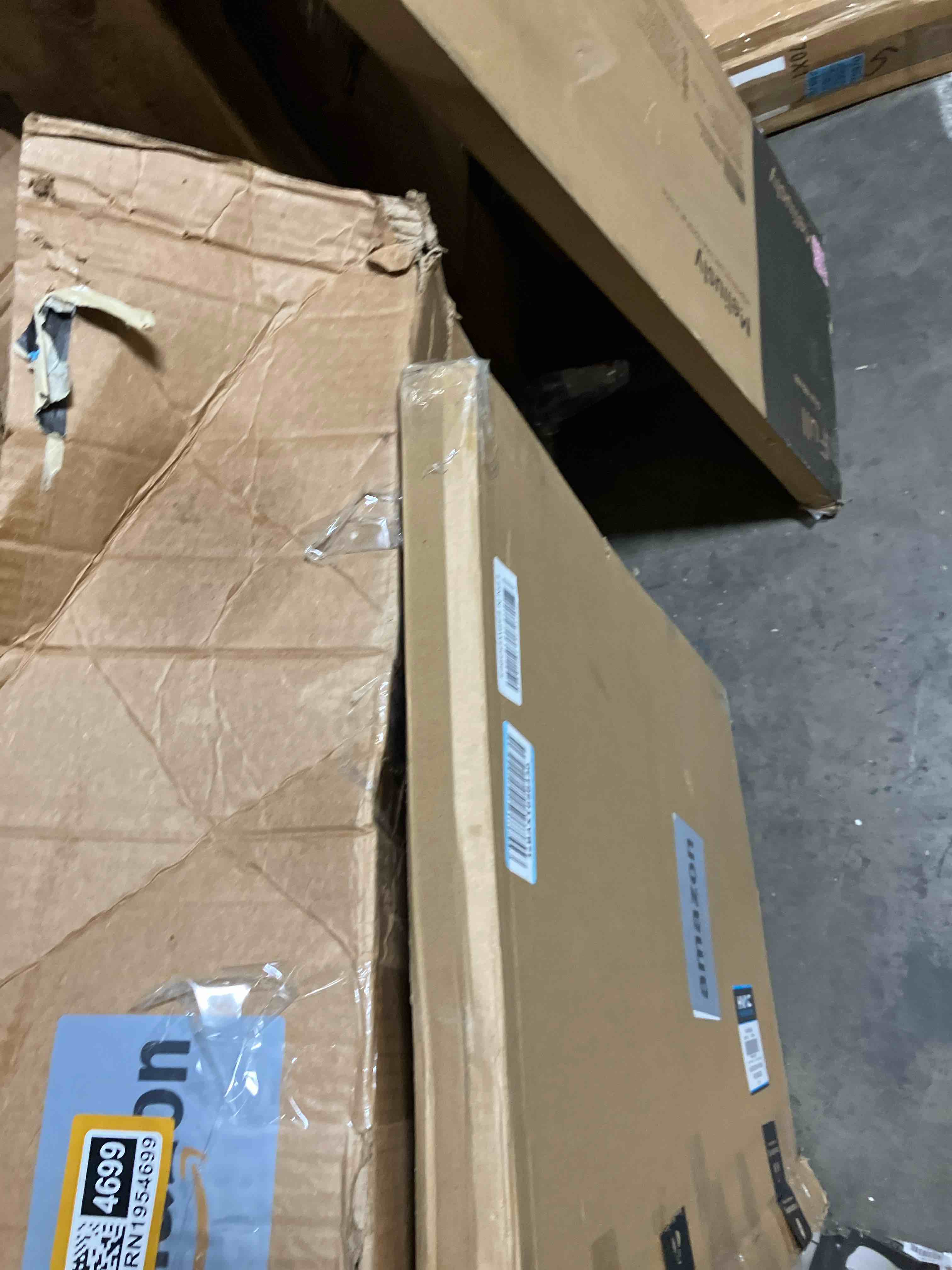 https://s3.amazonaws.com/lotting-images-prod/phillipi/BRN1954701_1755894338134.jpeg