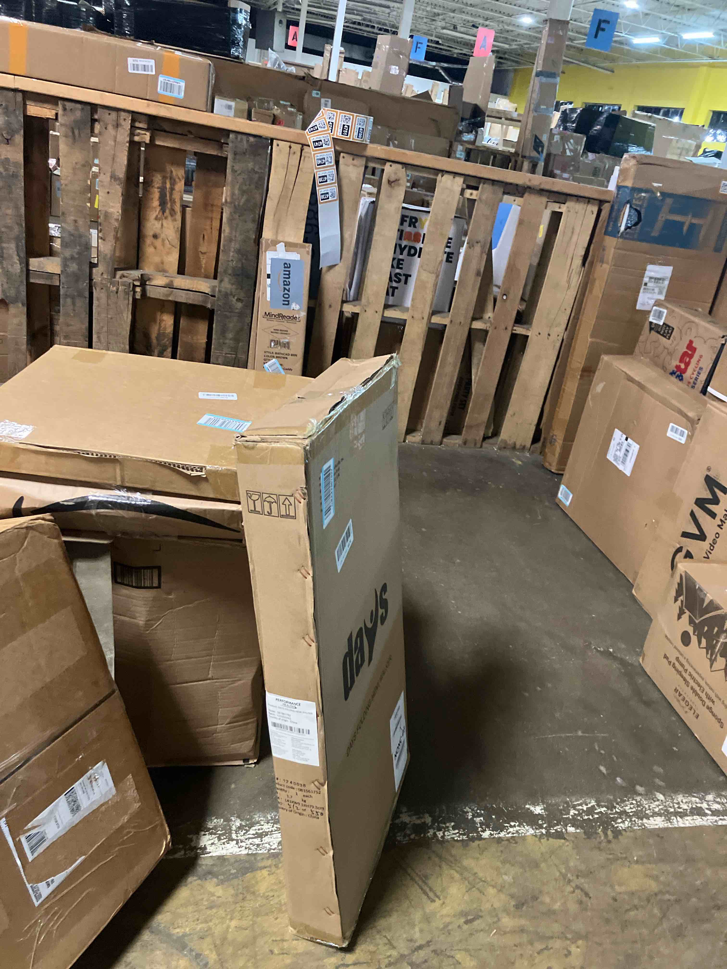 https://s3.amazonaws.com/lotting-images-prod/phillipi/BRN1954738_1756211953680.jpeg