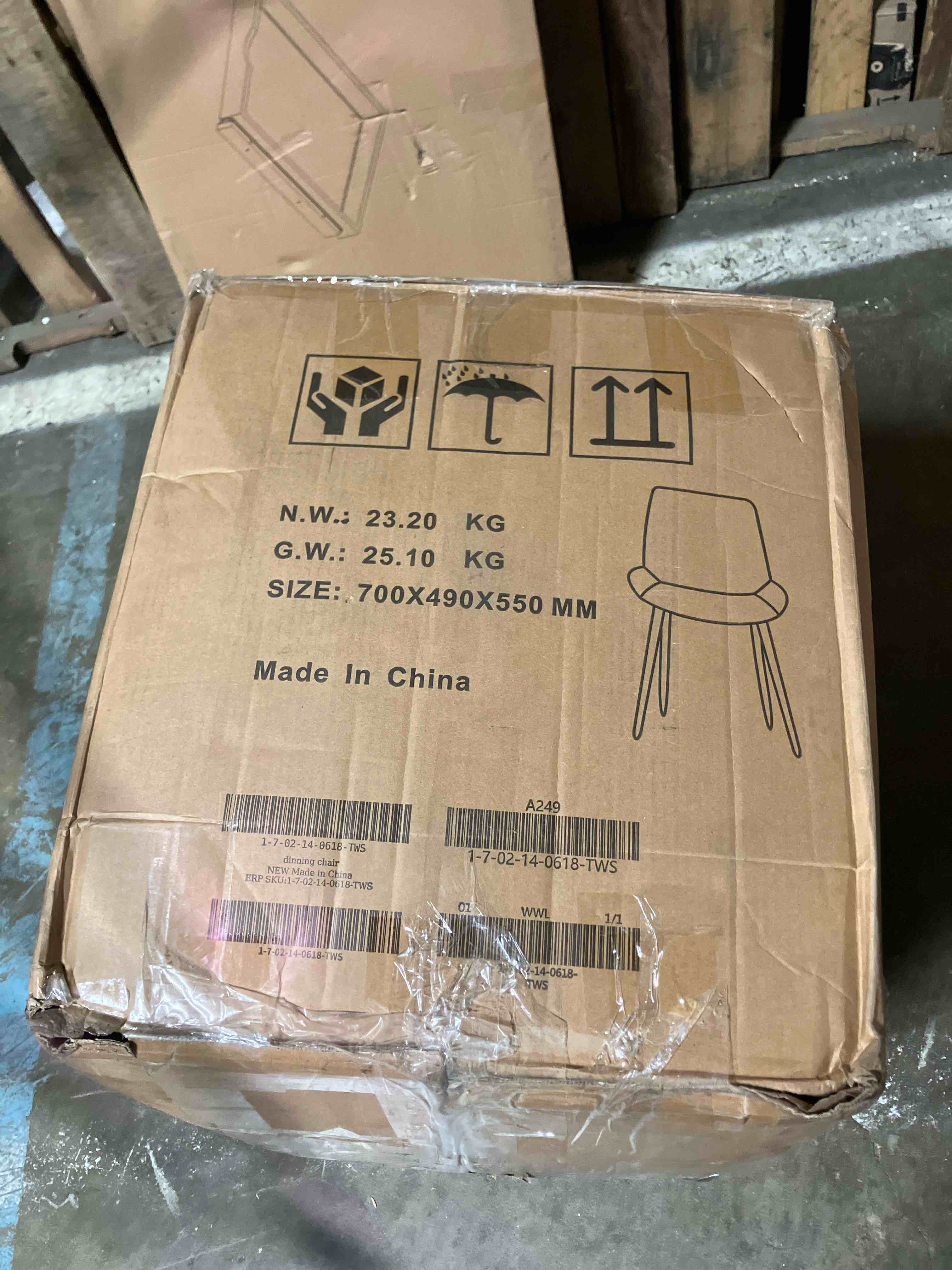 https://s3.amazonaws.com/lotting-images-prod/phillipi/BRN1954903_1756306976228.jpeg
