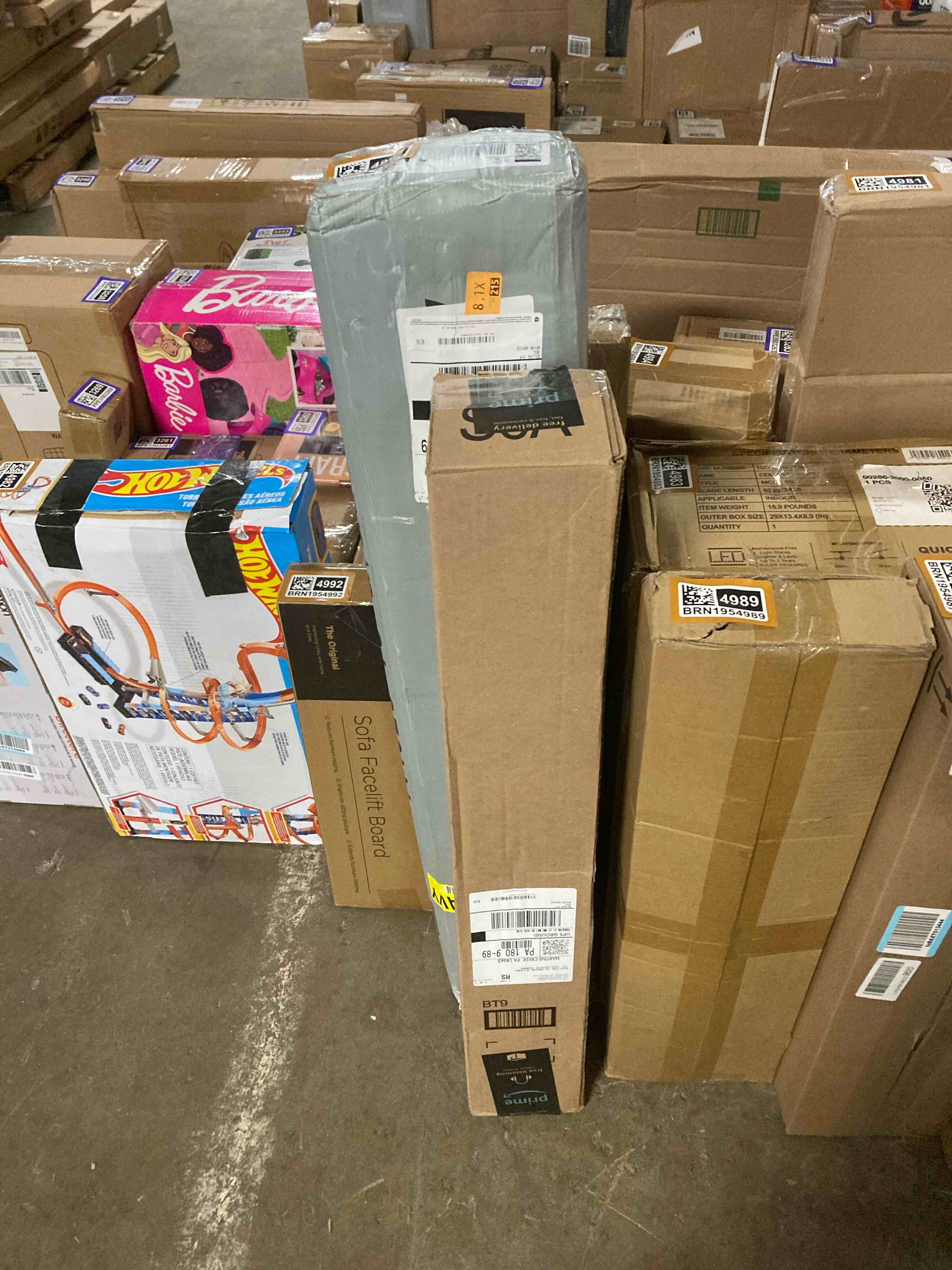 https://s3.amazonaws.com/lotting-images-prod/phillipi/BRN1954993_1756237727594.jpeg