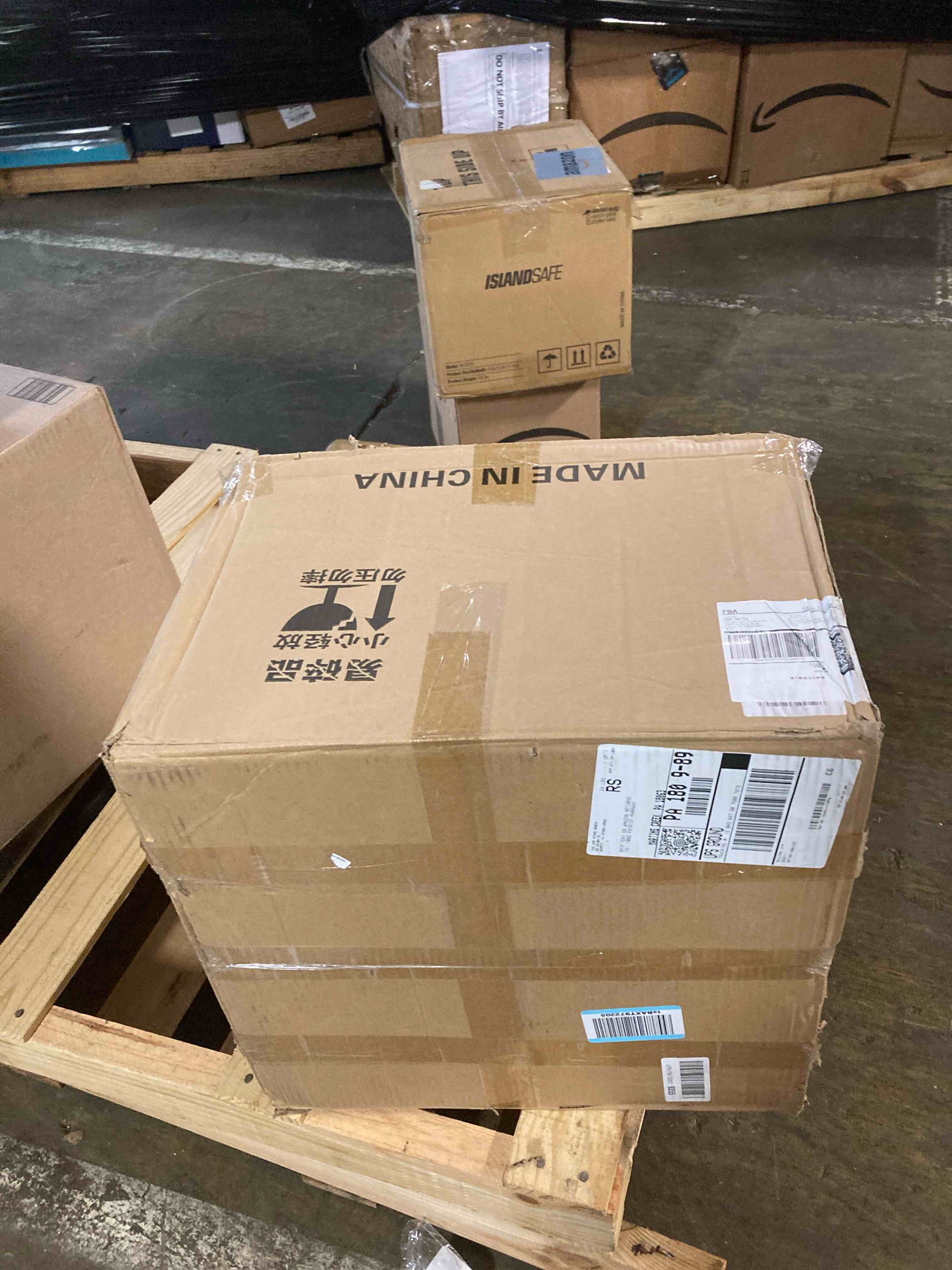https://s3.amazonaws.com/lotting-images-prod/phillipi/BRN1955188_1756310789203.jpeg