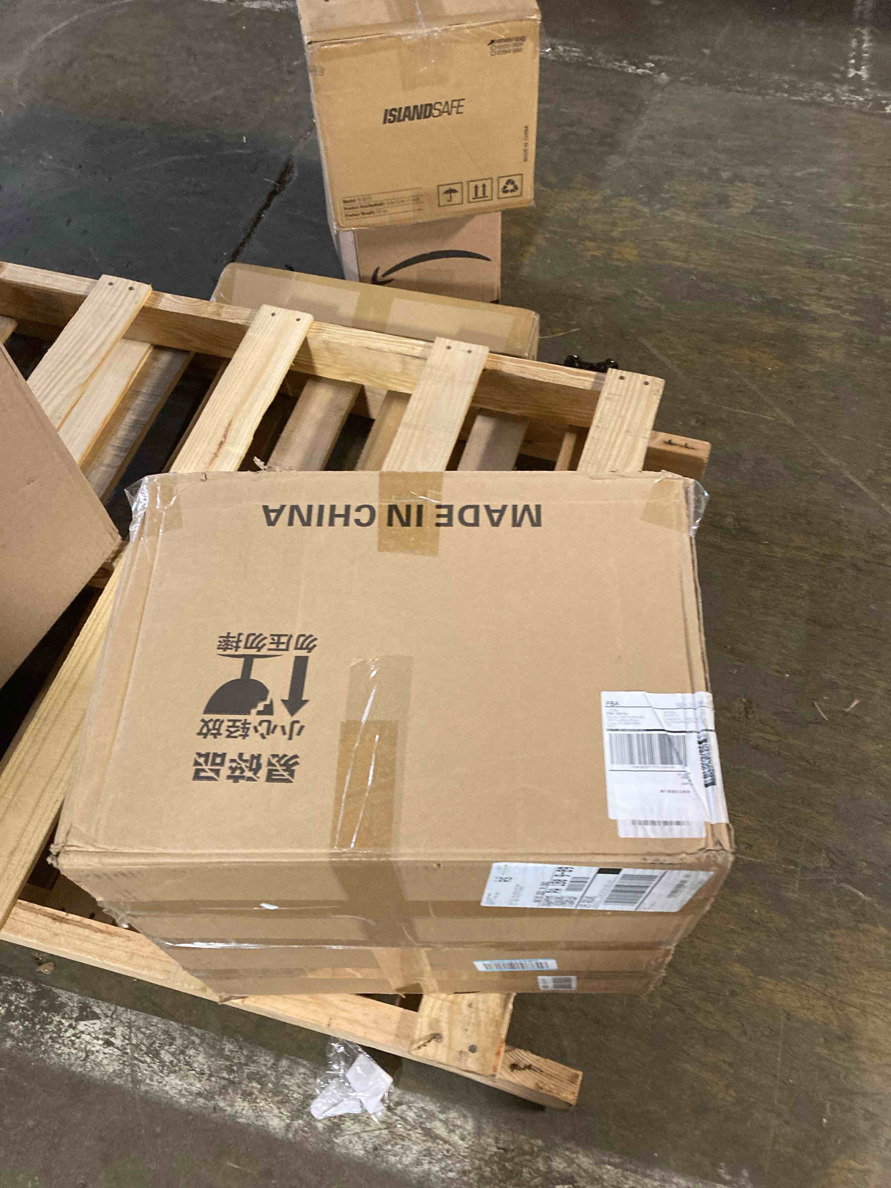 https://s3.amazonaws.com/lotting-images-prod/phillipi/BRN1955188_1756310791136.jpeg