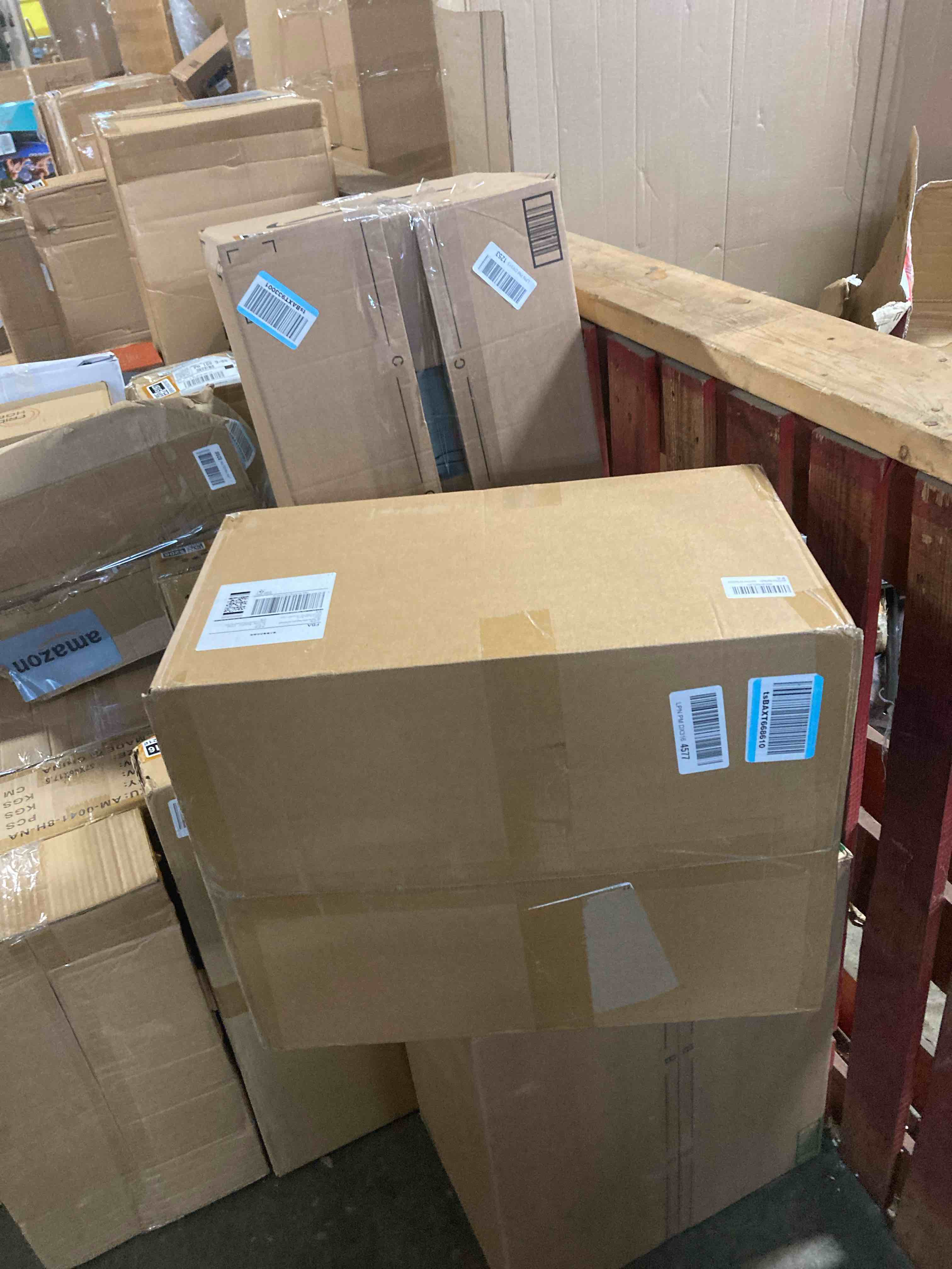 https://s3.amazonaws.com/lotting-images-prod/phillipi/BRN1955219_1756314113142.jpeg