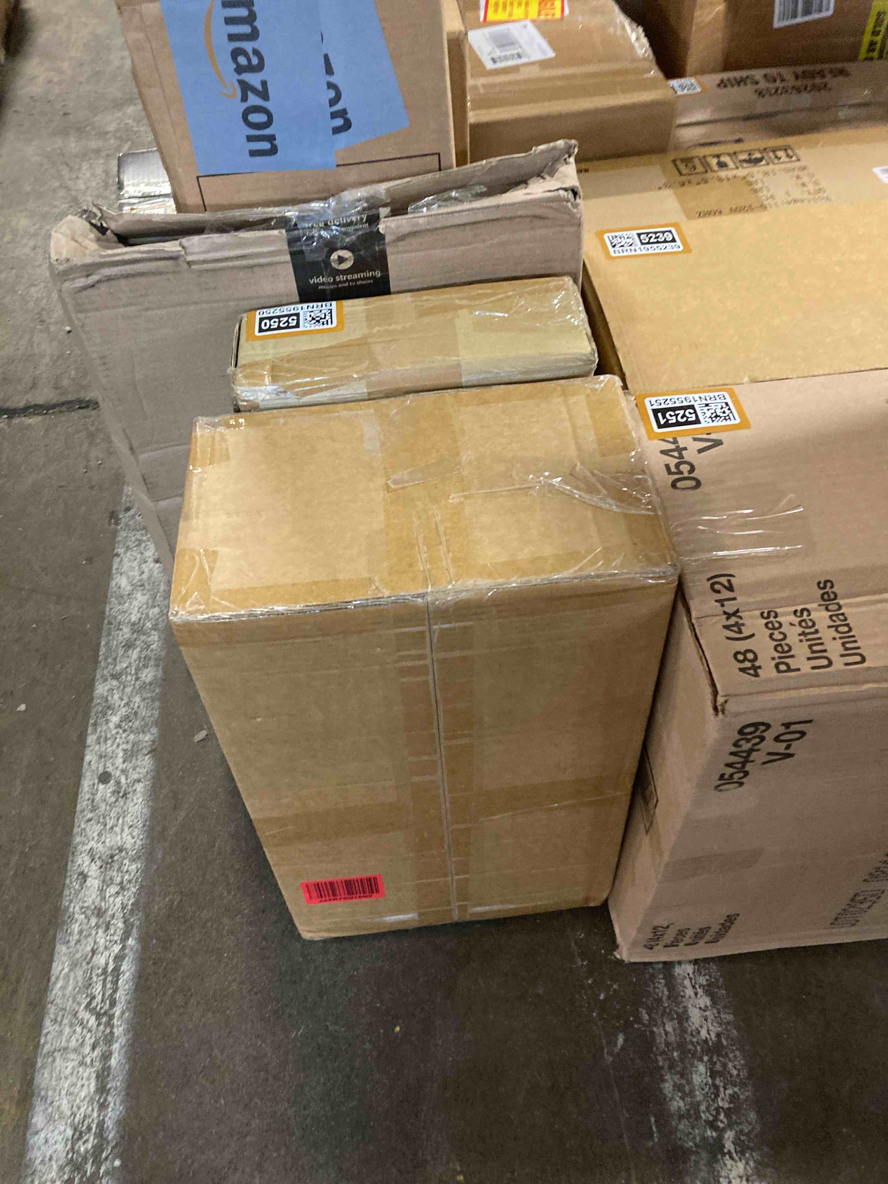 https://s3.amazonaws.com/lotting-images-prod/phillipi/BRN1955252_1756317638178.jpeg