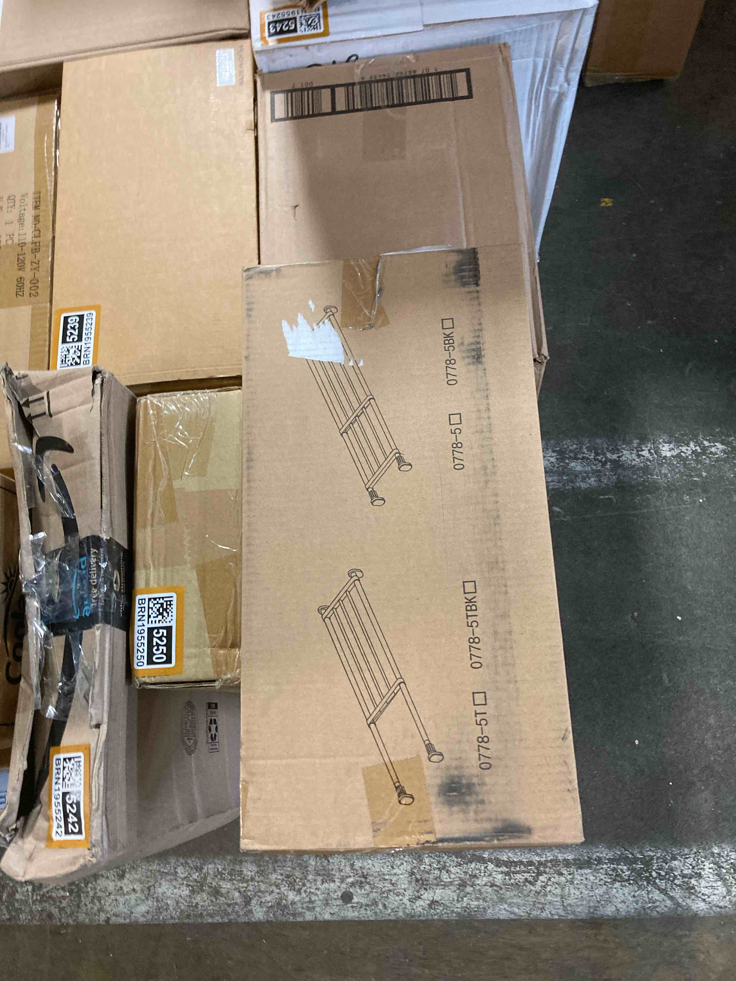 https://s3.amazonaws.com/lotting-images-prod/phillipi/BRN1955254_1756317838579.jpeg