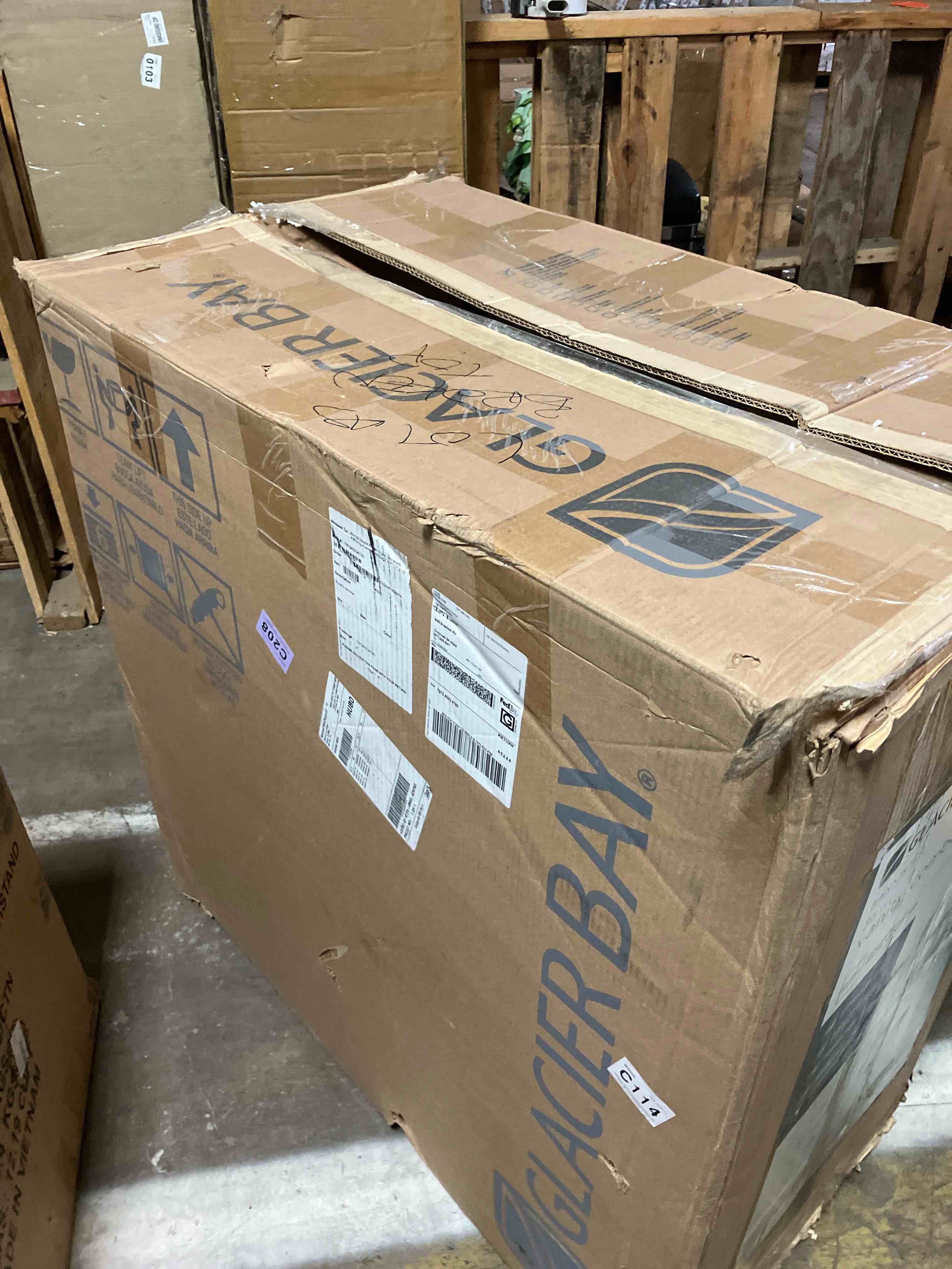 https://s3.amazonaws.com/lotting-images-prod/phillipi/BRN1955349_1756310107546.jpeg