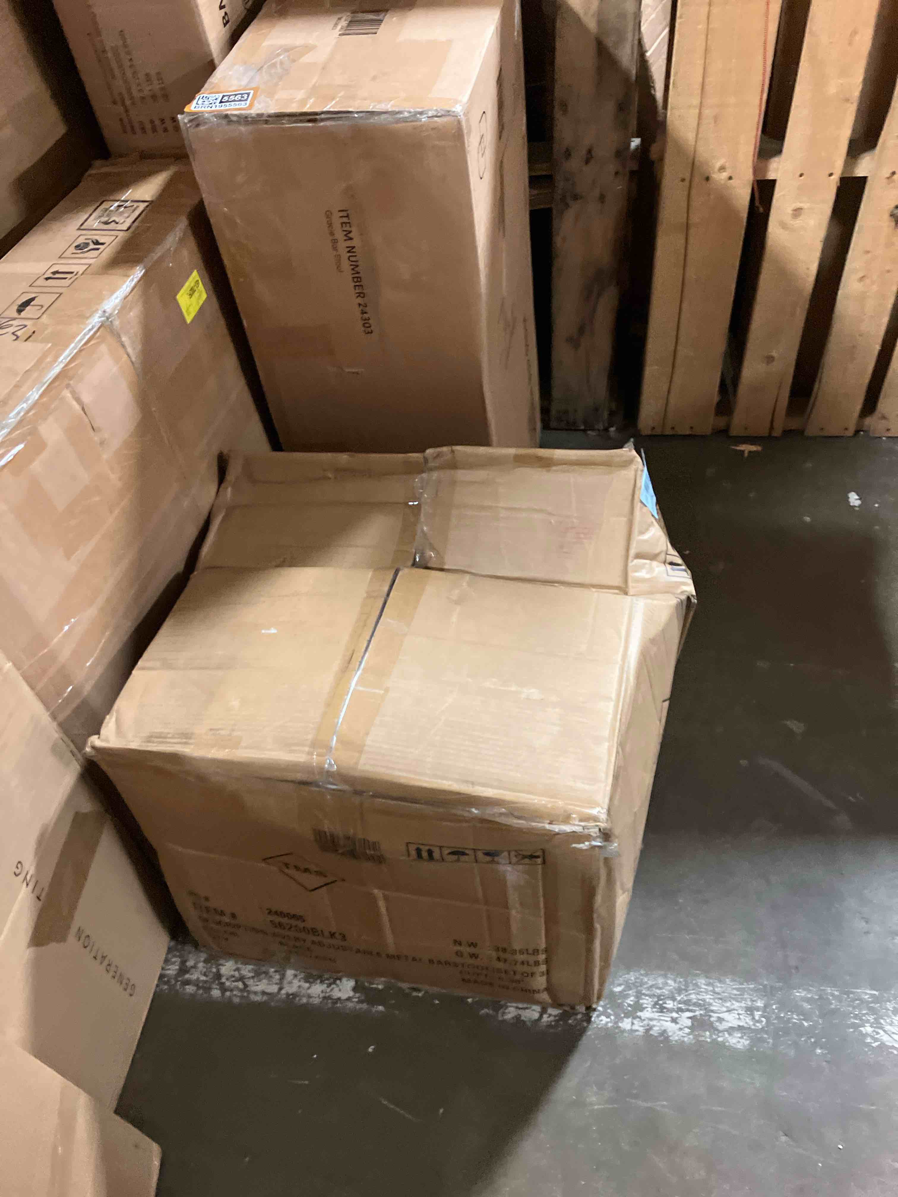 https://s3.amazonaws.com/lotting-images-prod/phillipi/BRN1955564_1757516441683.jpeg