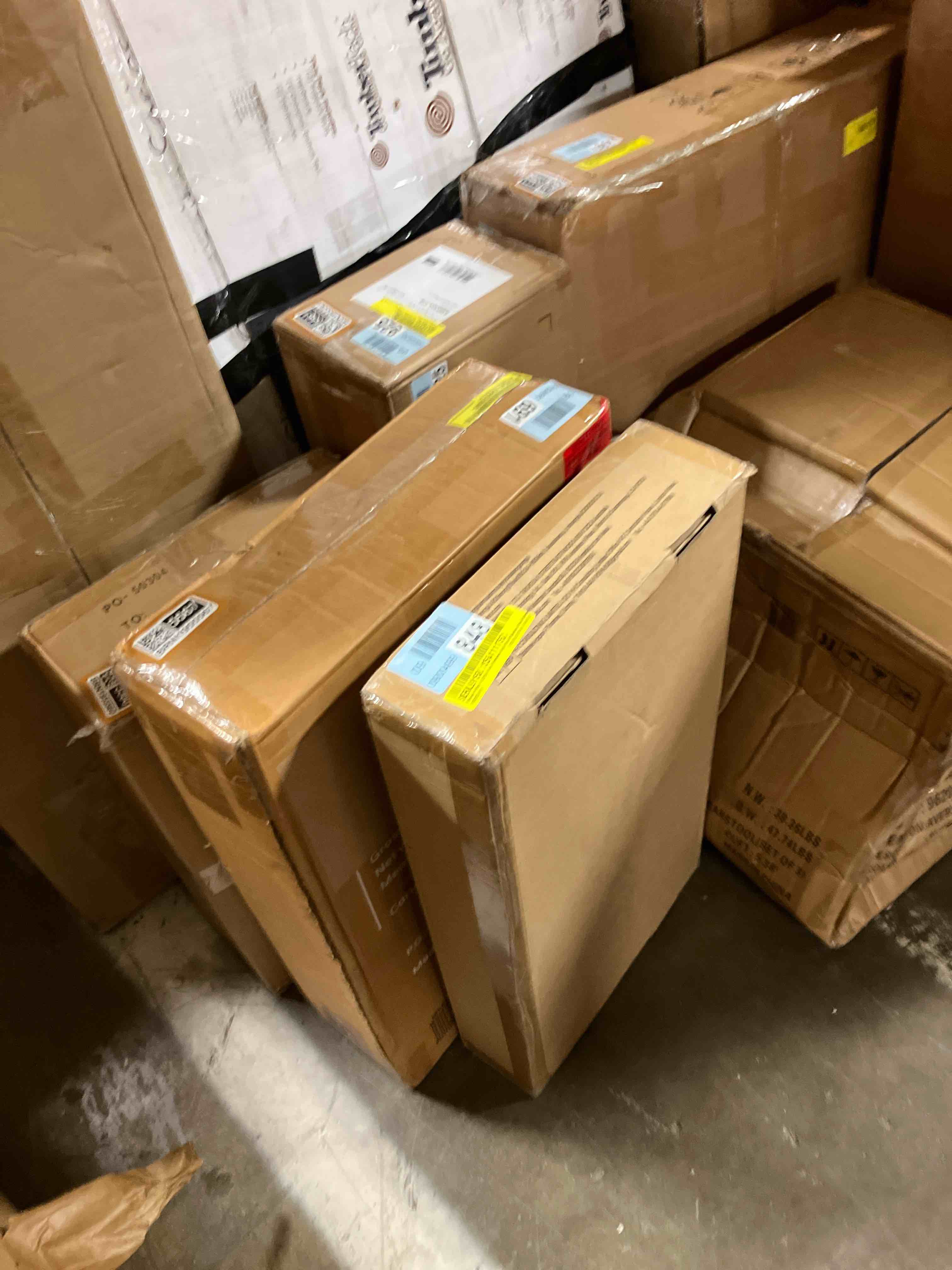 https://s3.amazonaws.com/lotting-images-prod/phillipi/BRN1955568_1757517352765.jpeg
