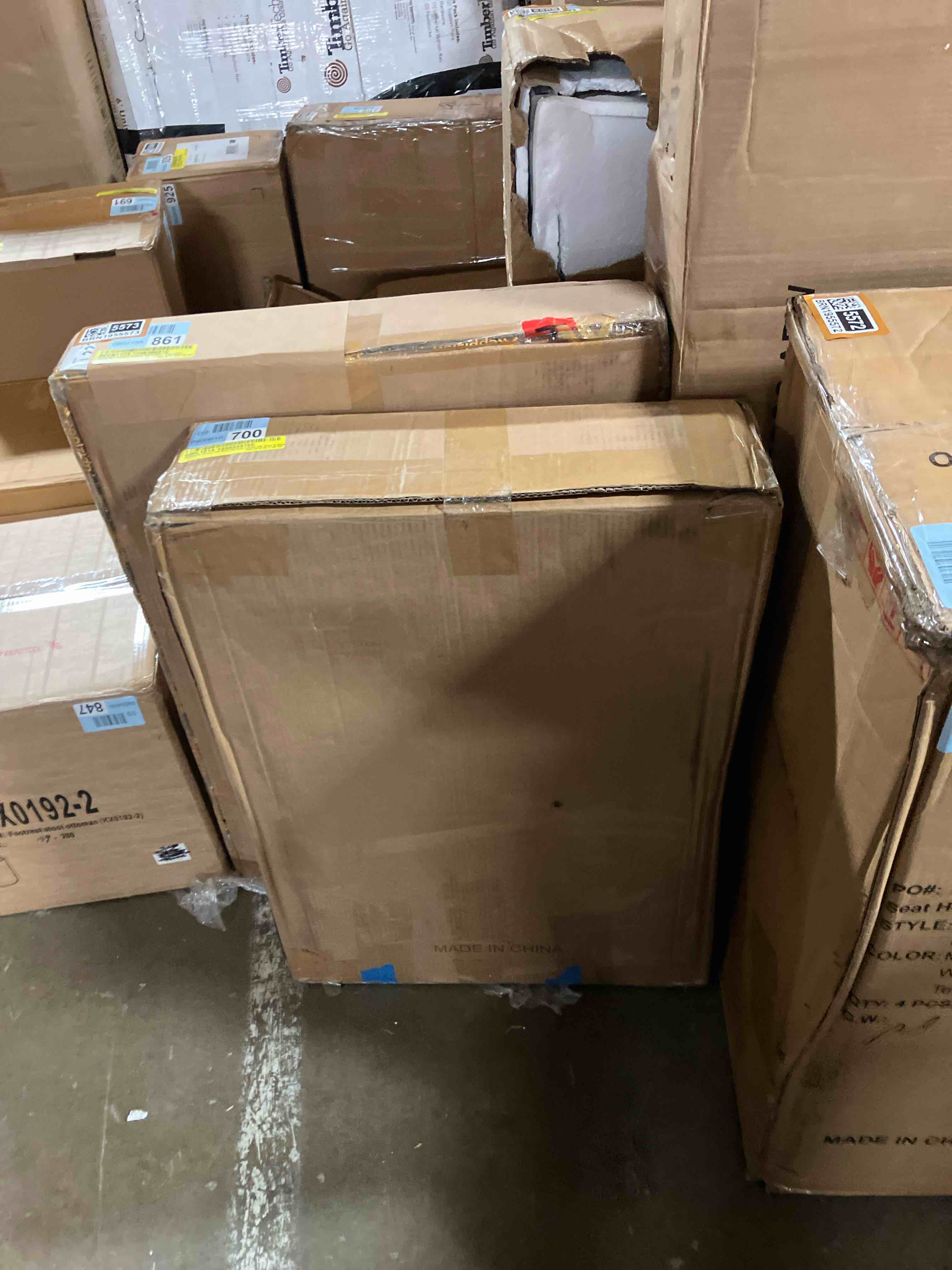 https://s3.amazonaws.com/lotting-images-prod/phillipi/BRN1955575_1757518578192.jpeg
