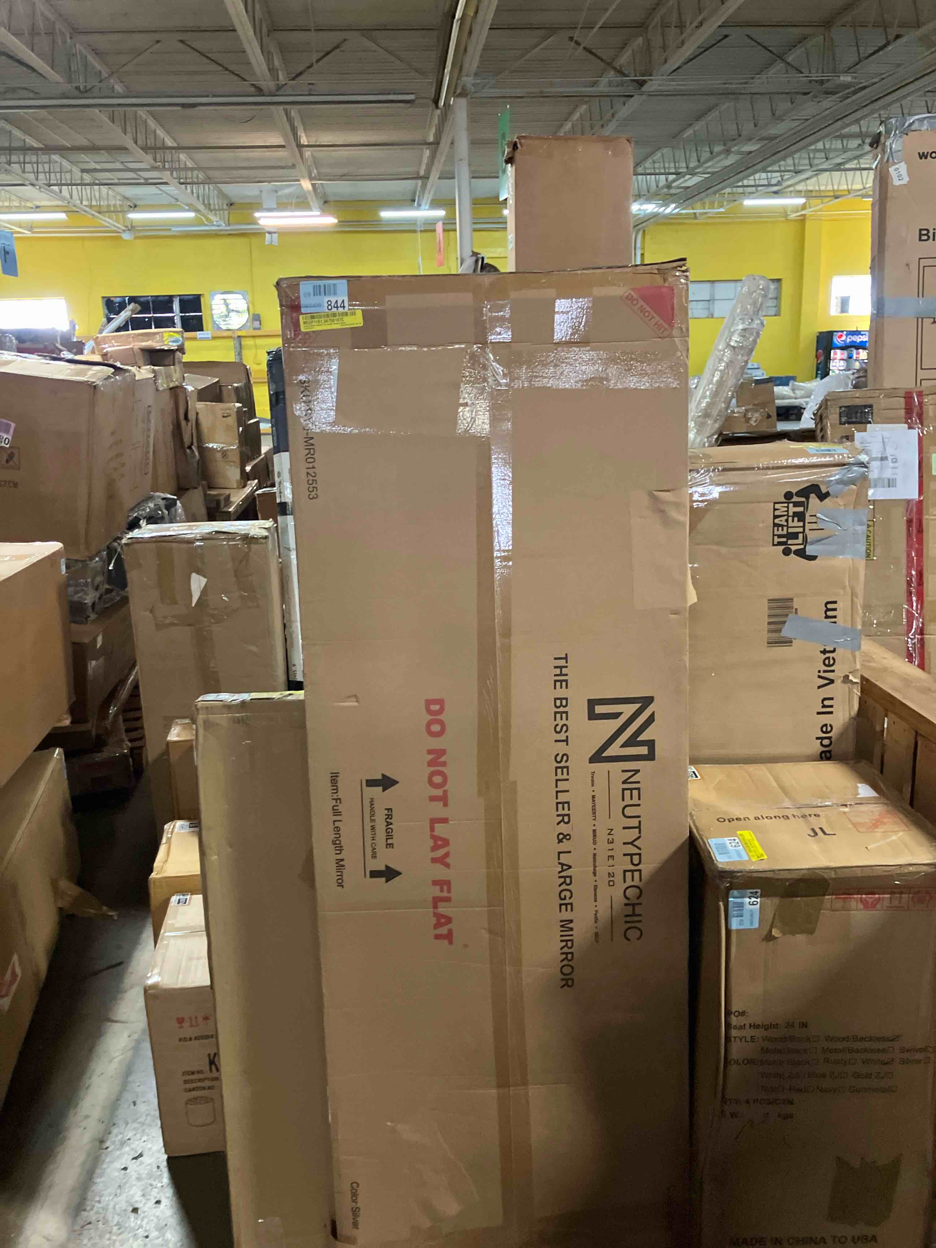 https://s3.amazonaws.com/lotting-images-prod/phillipi/BRN1955578_1757518916603.jpeg