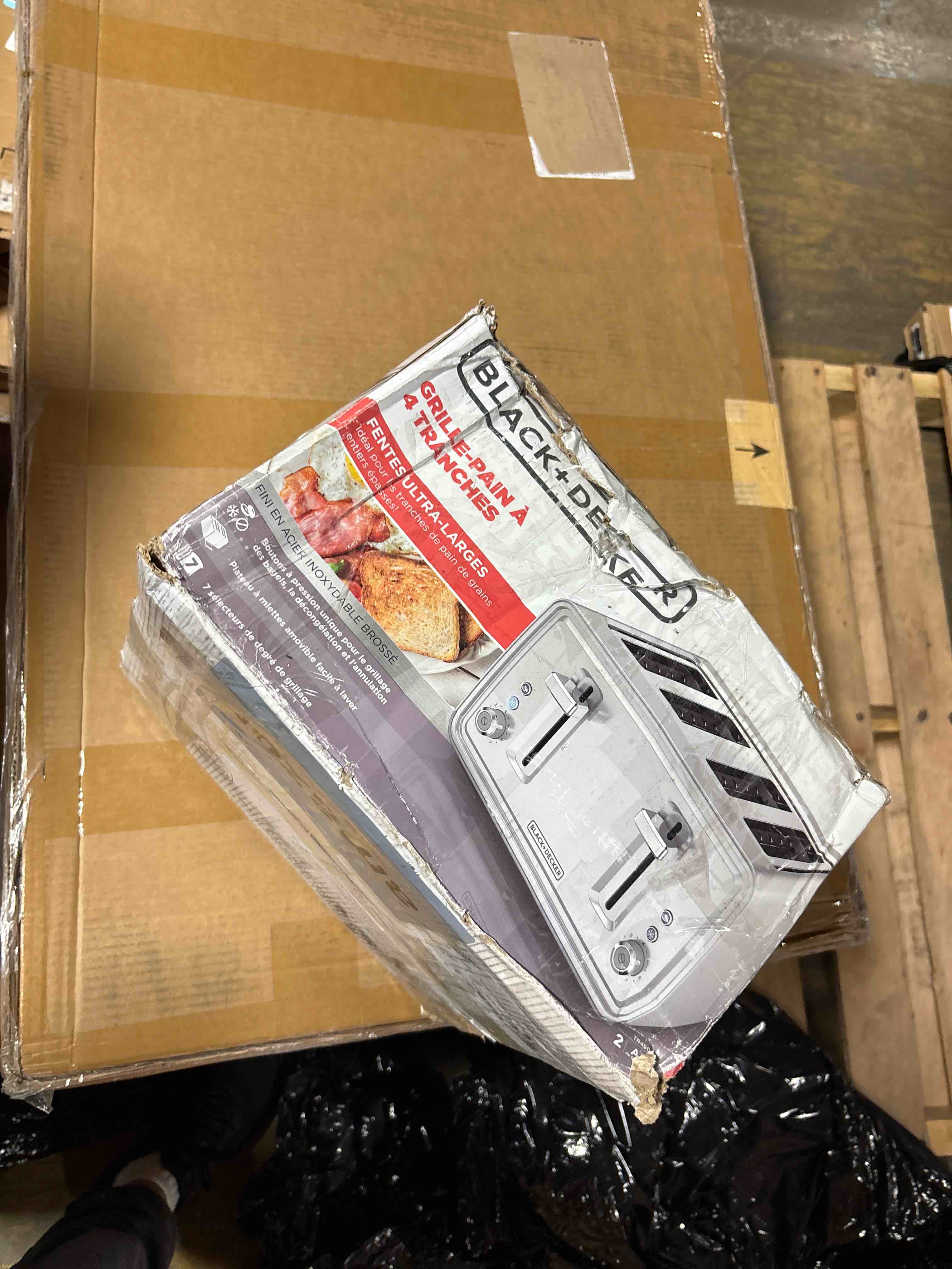 https://s3.amazonaws.com/lotting-images-prod/phillipi/BRN1955678_1757528478821.jpeg