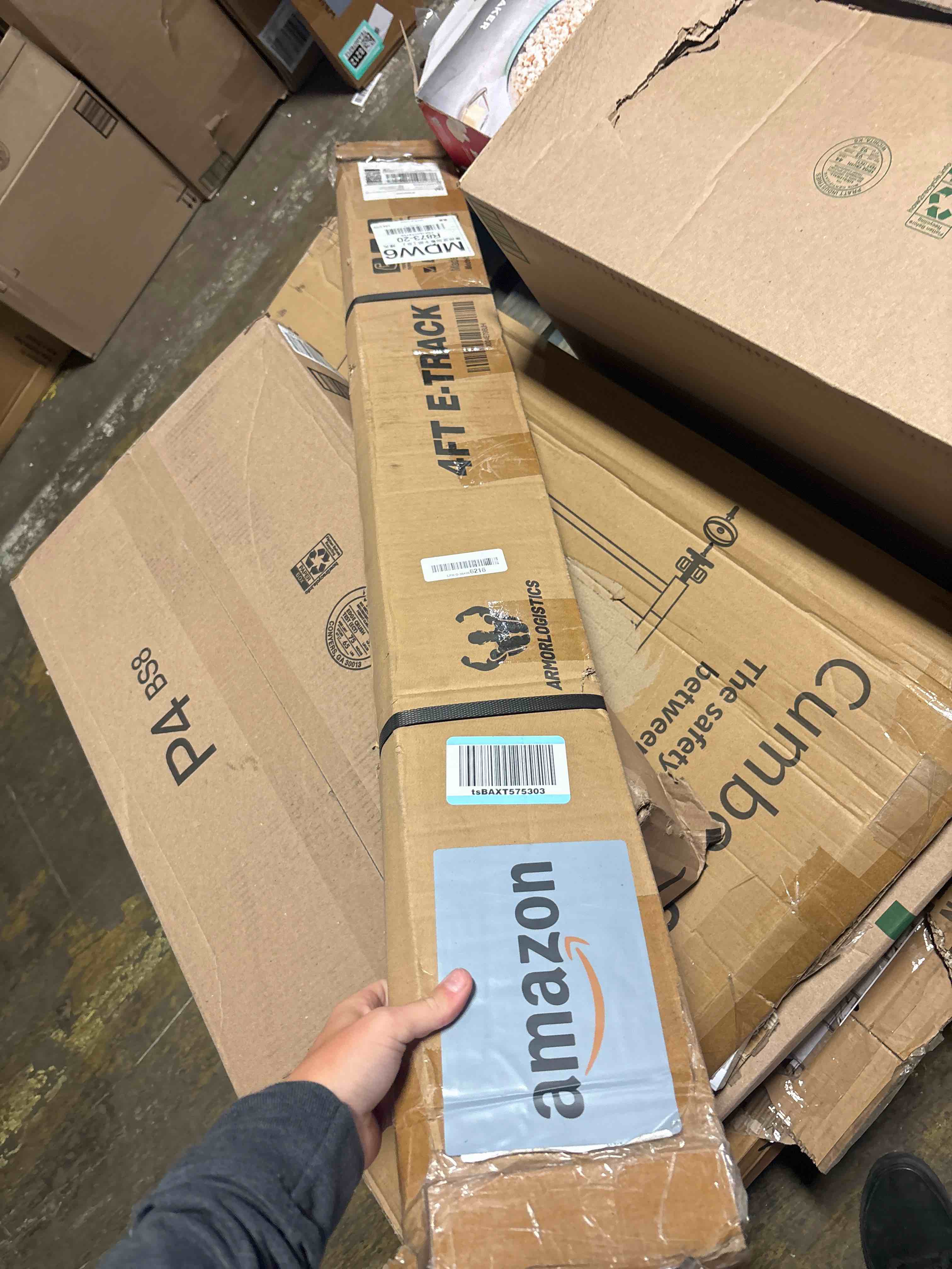 https://s3.amazonaws.com/lotting-images-prod/phillipi/BRN1955704_1757600535787.jpeg