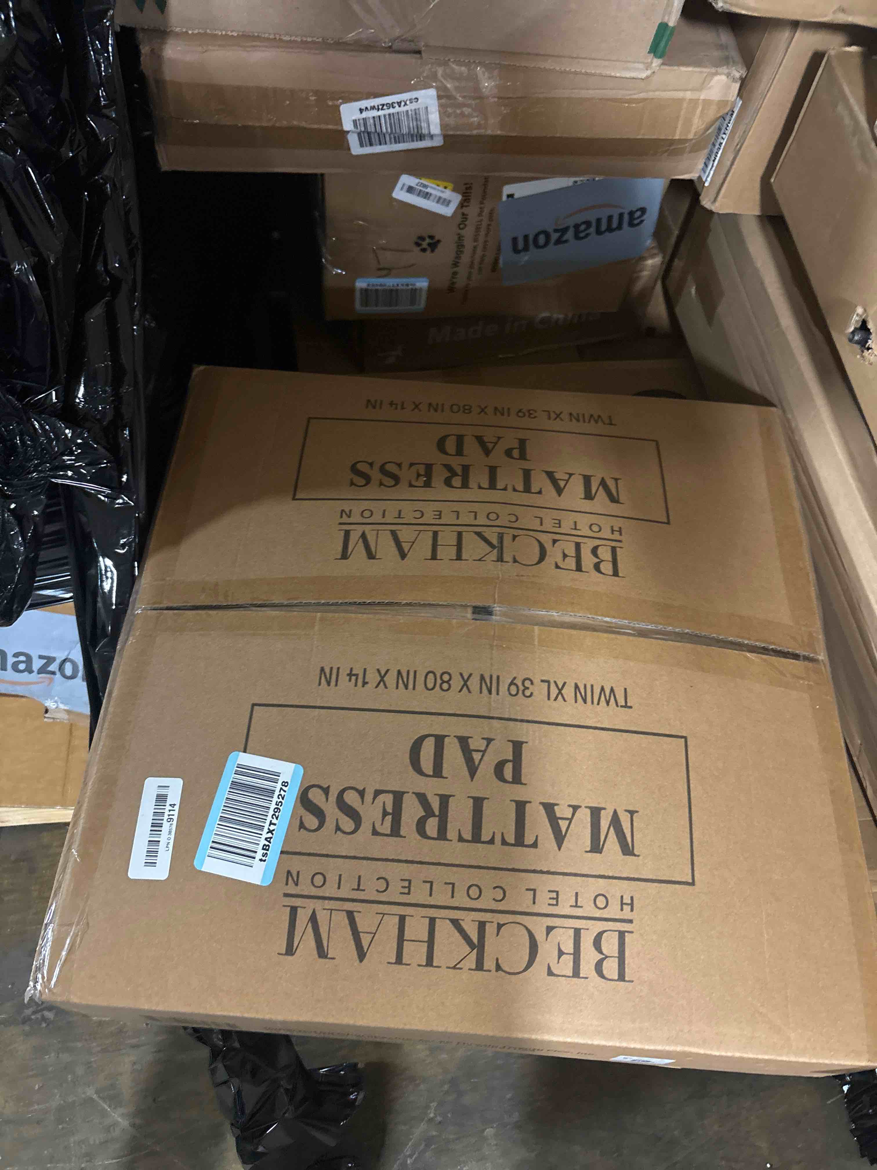 https://s3.amazonaws.com/lotting-images-prod/phillipi/BRN1955716_1757602244633.jpeg