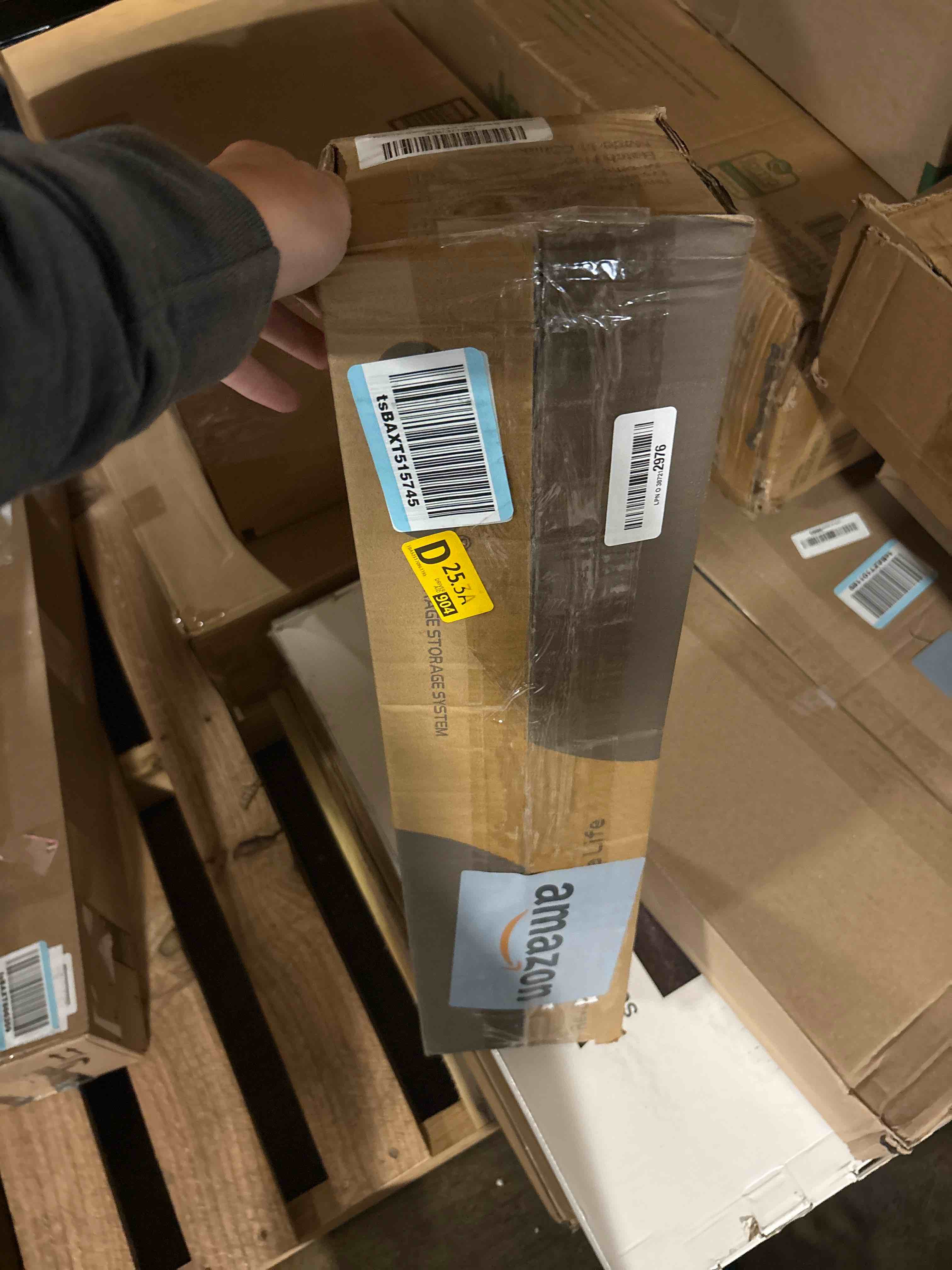 https://s3.amazonaws.com/lotting-images-prod/phillipi/BRN1955735_1757604413735.jpeg