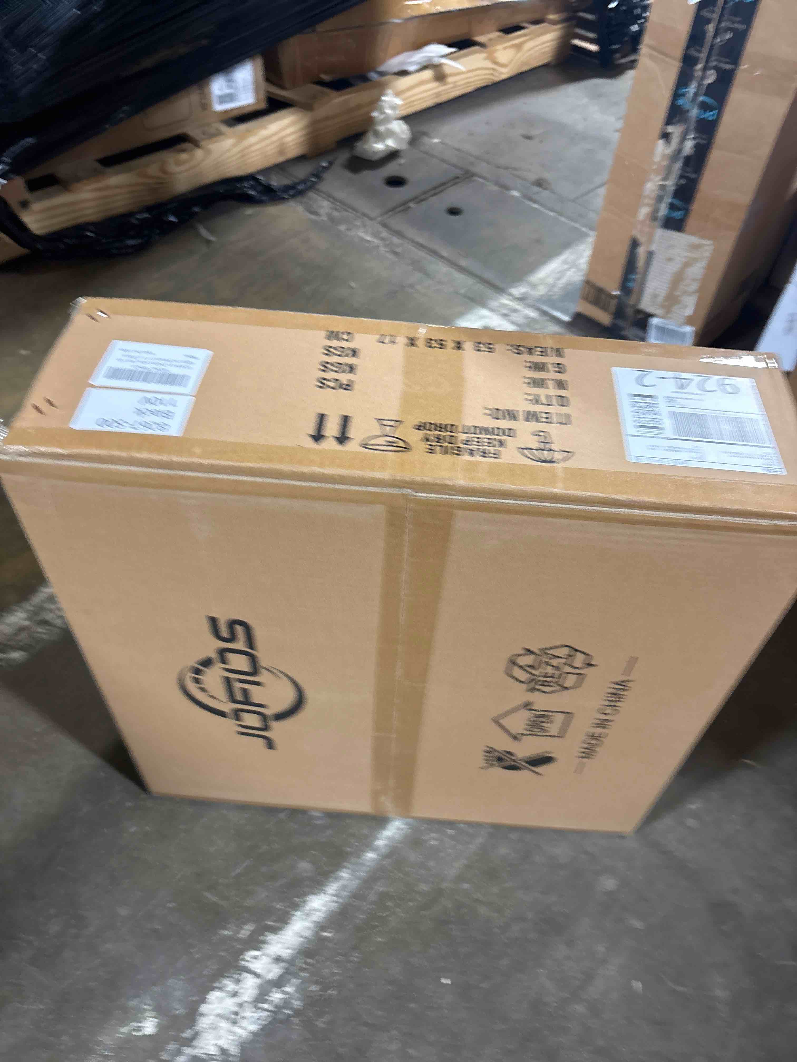 https://s3.amazonaws.com/lotting-images-prod/phillipi/BRN1955742_1757605747978.jpeg