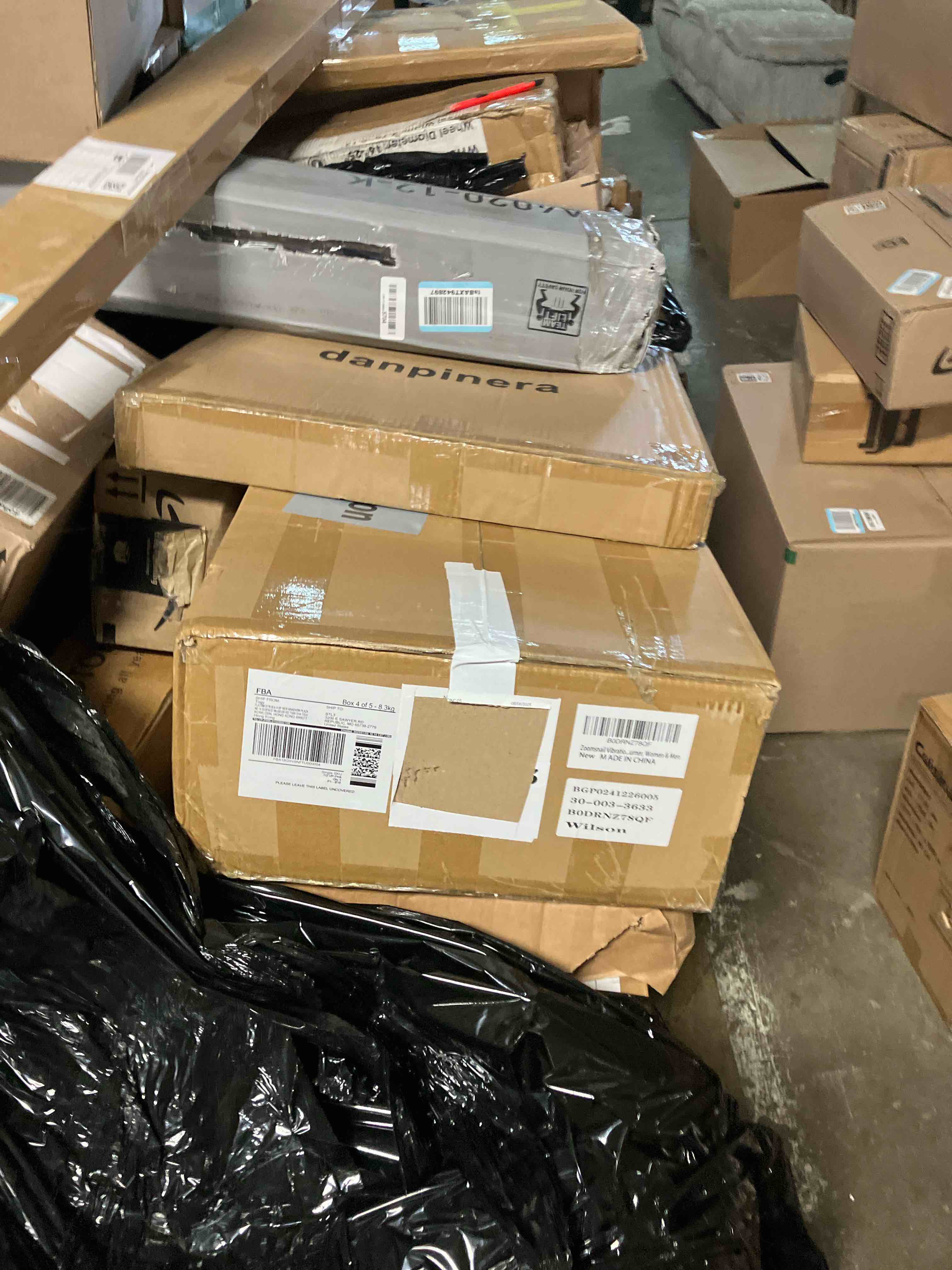 https://s3.amazonaws.com/lotting-images-prod/phillipi/BRN1955790_1757616039914.jpeg