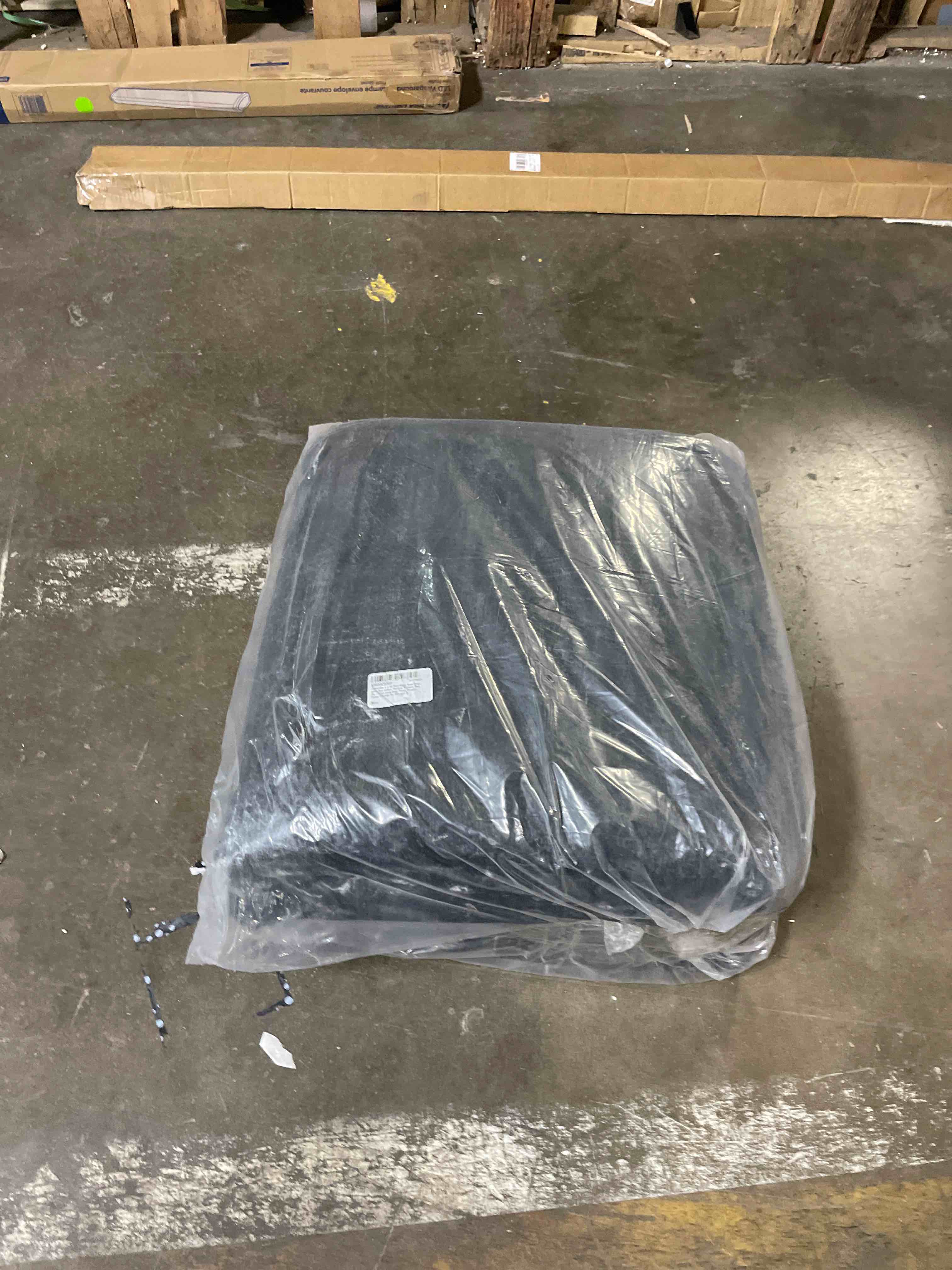 https://s3.amazonaws.com/lotting-images-prod/phillipi/BRN1955900_1757950241518.jpeg