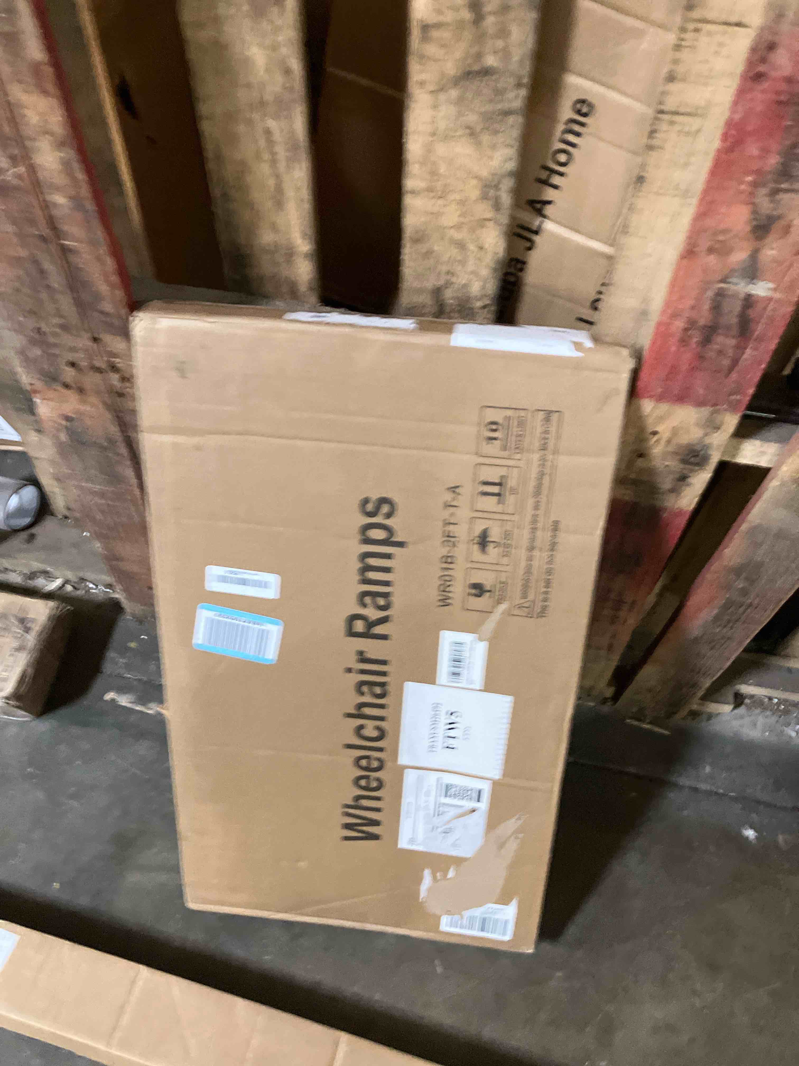 https://s3.amazonaws.com/lotting-images-prod/phillipi/BRN1955918_1757950573500.jpeg