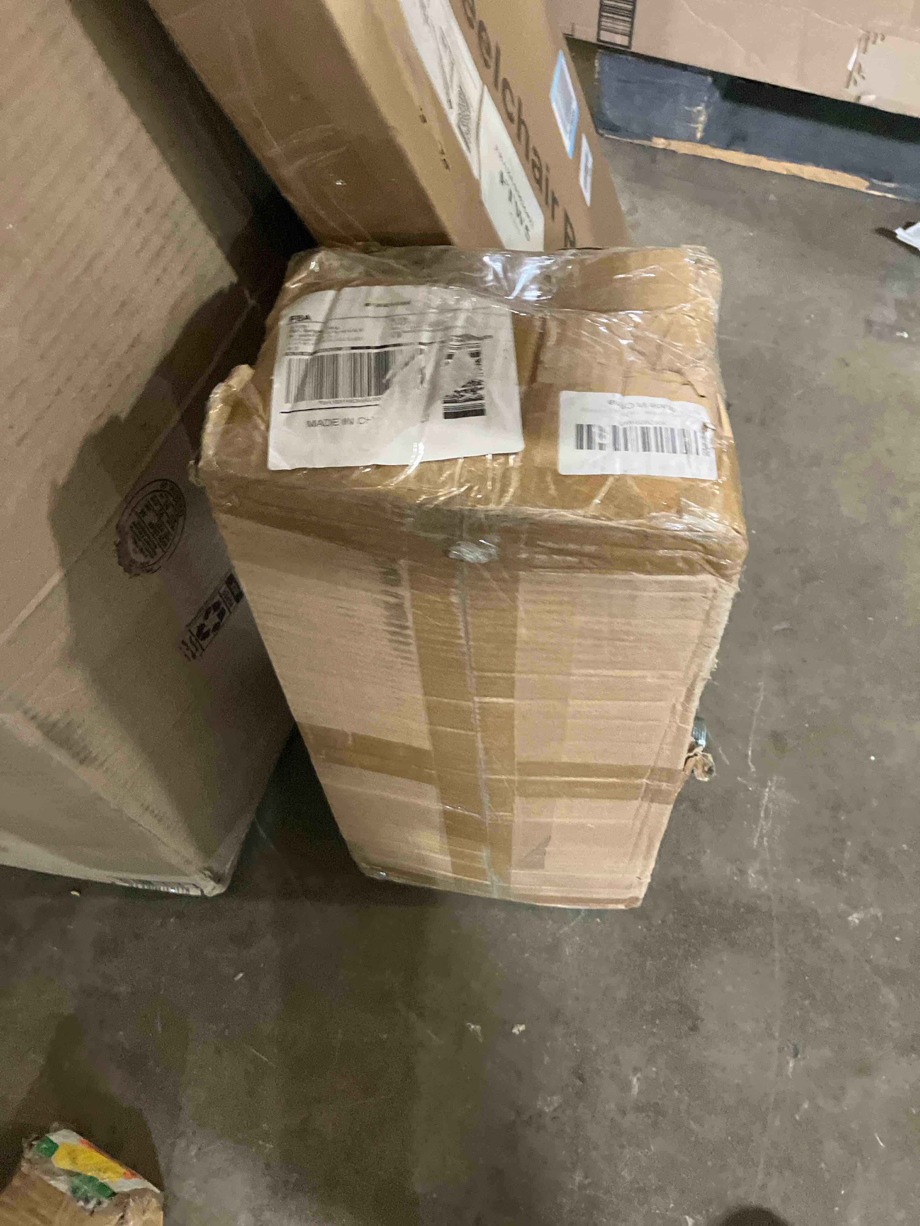 https://s3.amazonaws.com/lotting-images-prod/phillipi/BRN1955919_1757950484358.jpeg