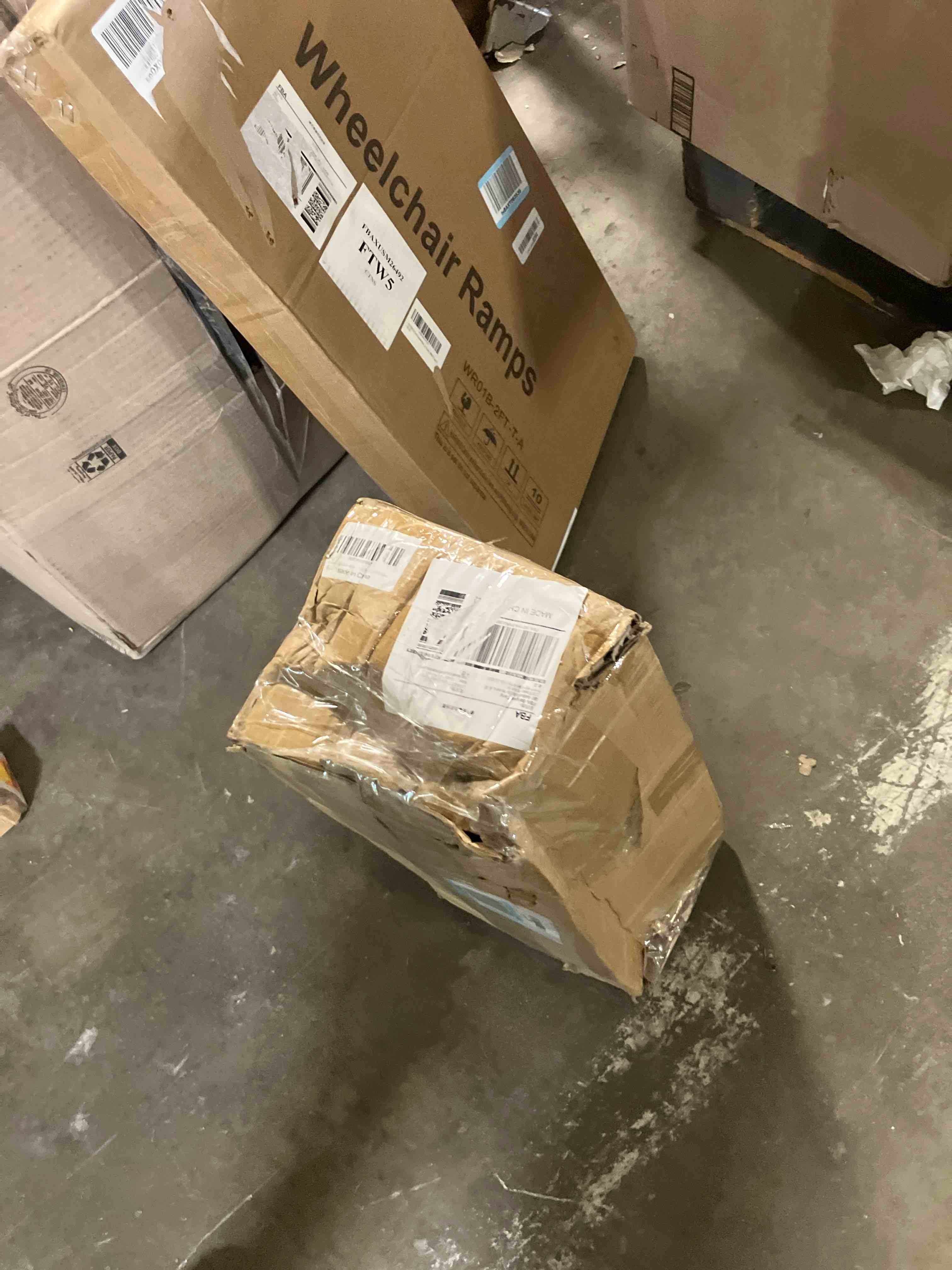 https://s3.amazonaws.com/lotting-images-prod/phillipi/BRN1955919_1757950490767.jpeg