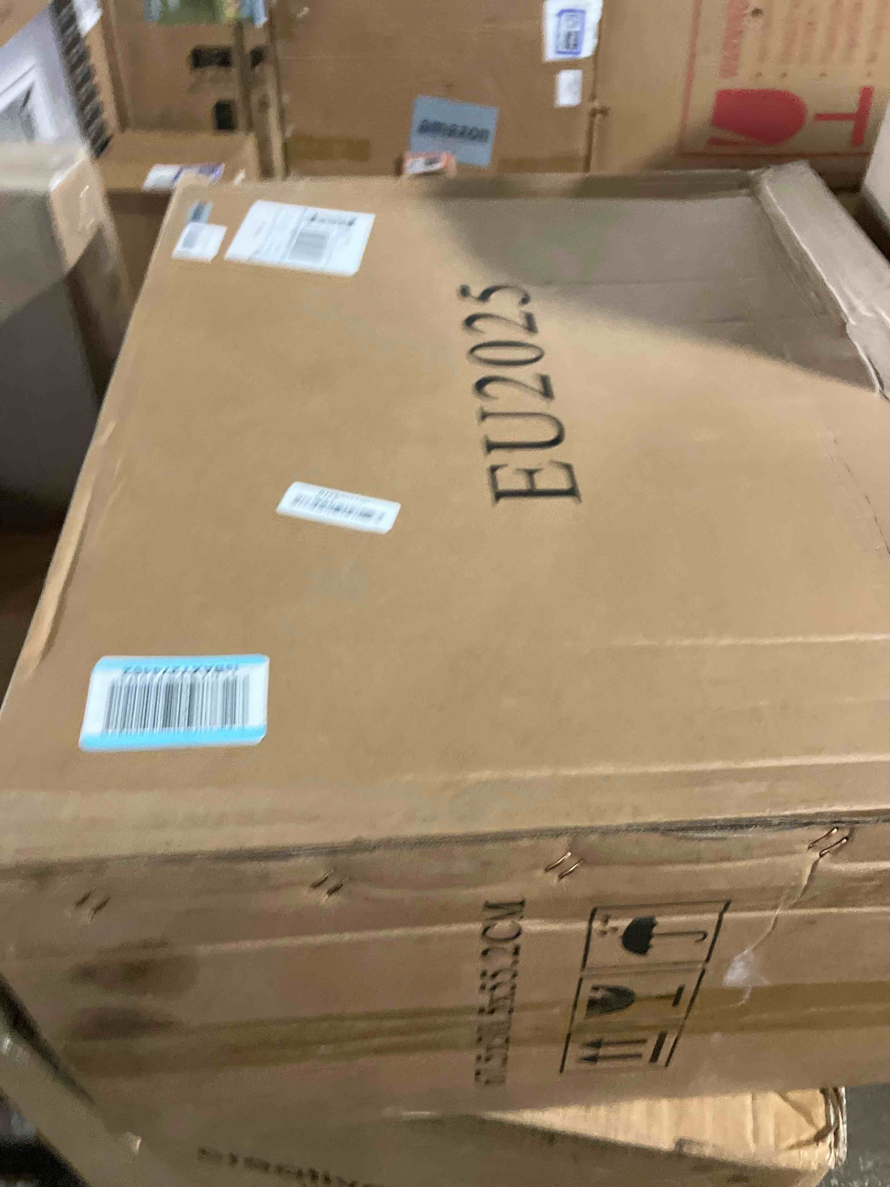 https://s3.amazonaws.com/lotting-images-prod/phillipi/BRN1956119_1758652513800.jpeg