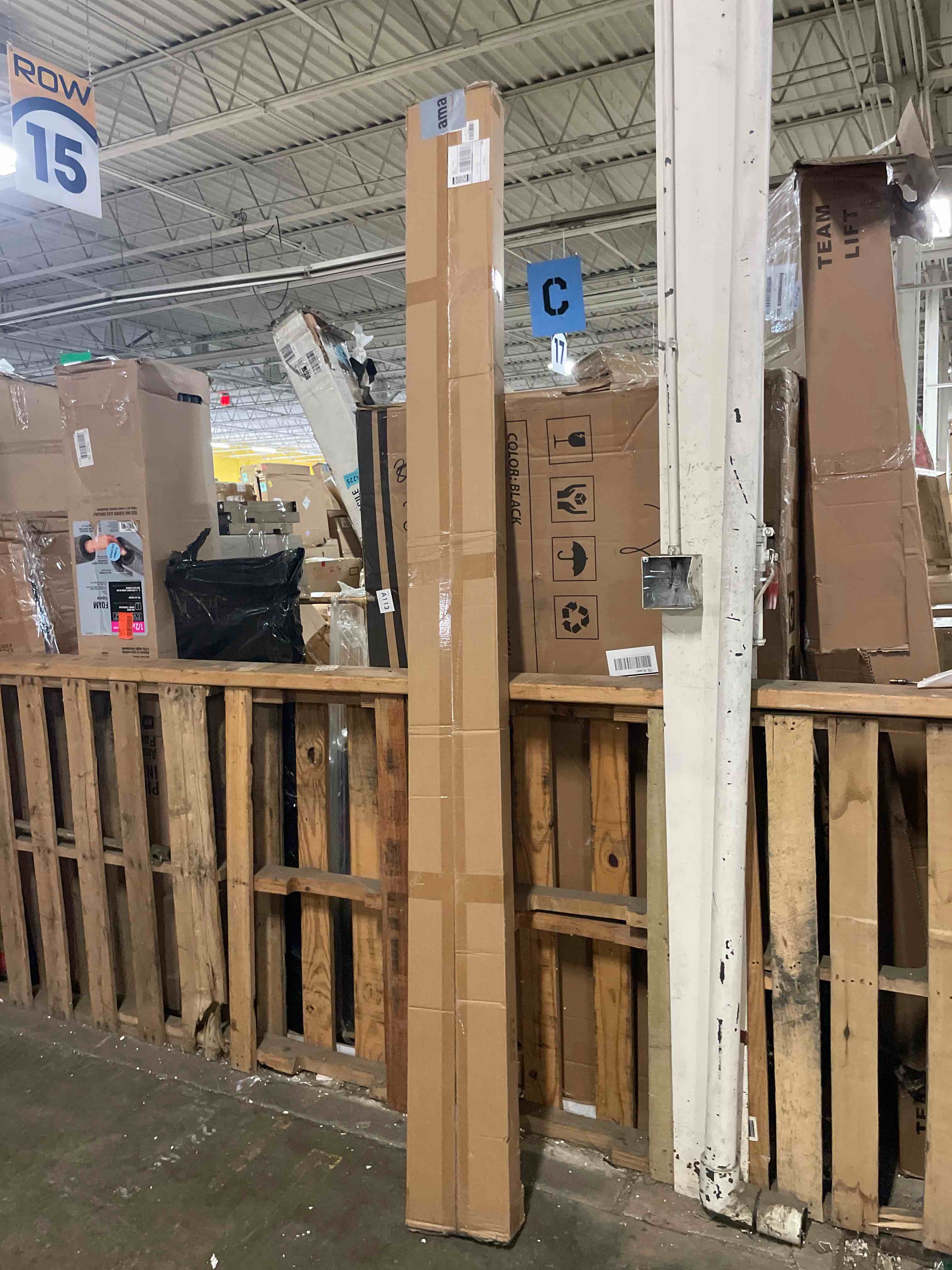 https://s3.amazonaws.com/lotting-images-prod/phillipi/BRN1956279_1758816537421.jpeg