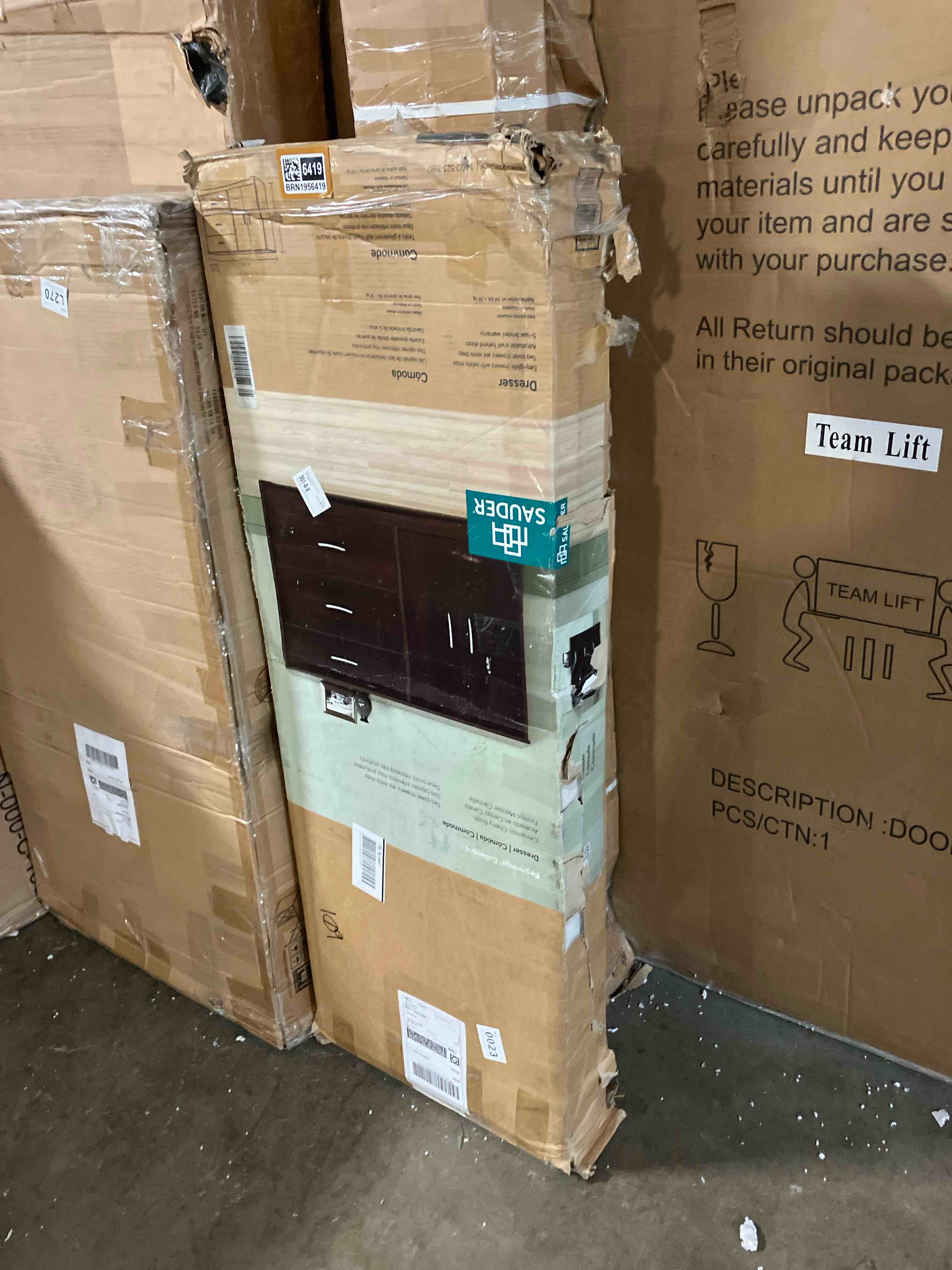 https://s3.amazonaws.com/lotting-images-prod/phillipi/BRN1956419_1759335930071.jpeg
