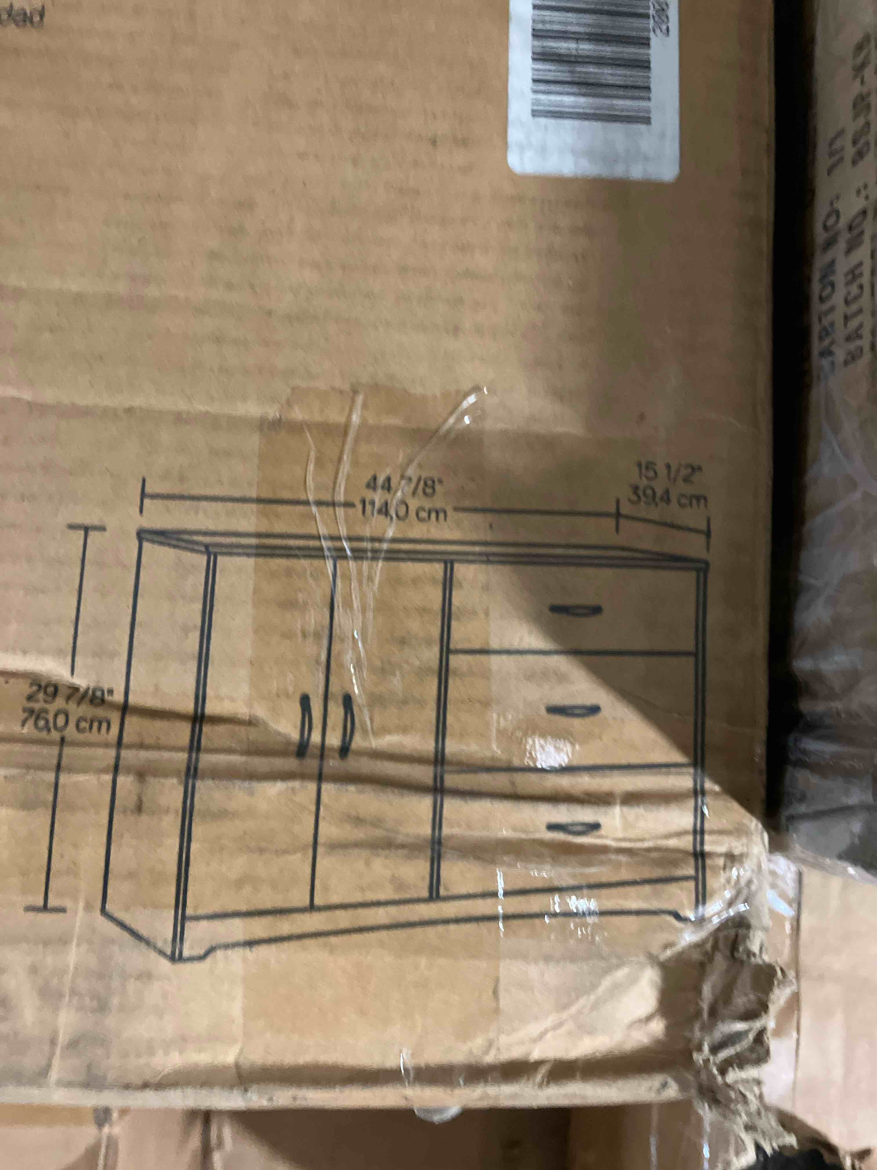 https://s3.amazonaws.com/lotting-images-prod/phillipi/BRN1956419_1759335935277.jpeg