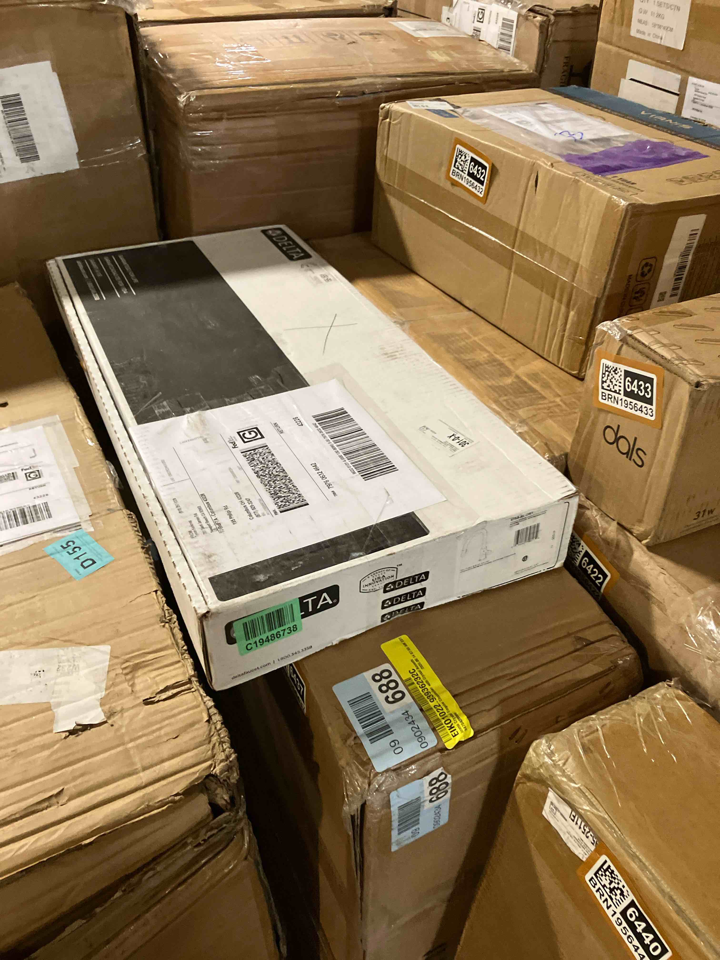 https://s3.amazonaws.com/lotting-images-prod/phillipi/BRN1956441_1759340619655.jpeg