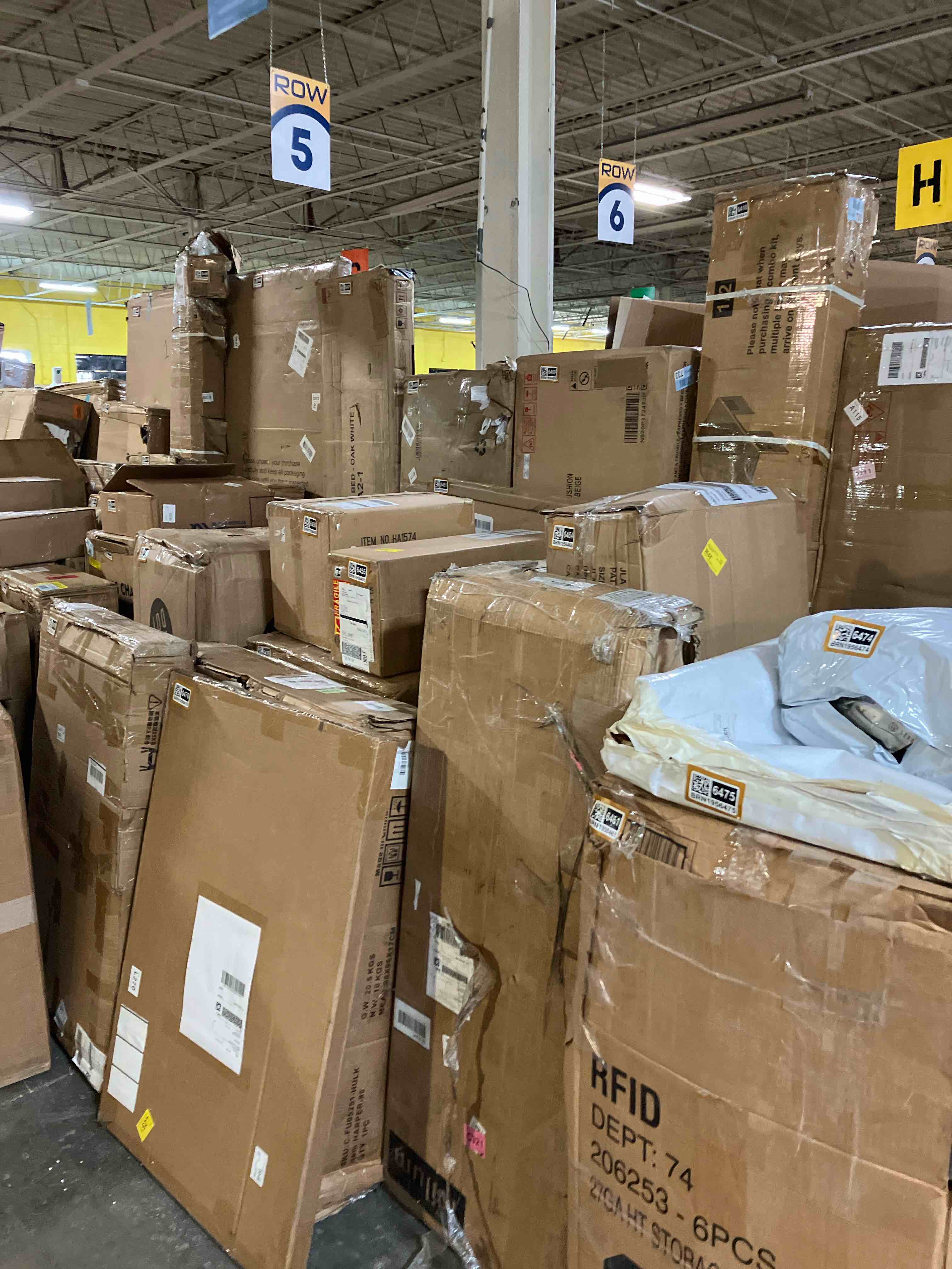 https://s3.amazonaws.com/lotting-images-prod/phillipi/BRN1956489_1759348581714.jpeg