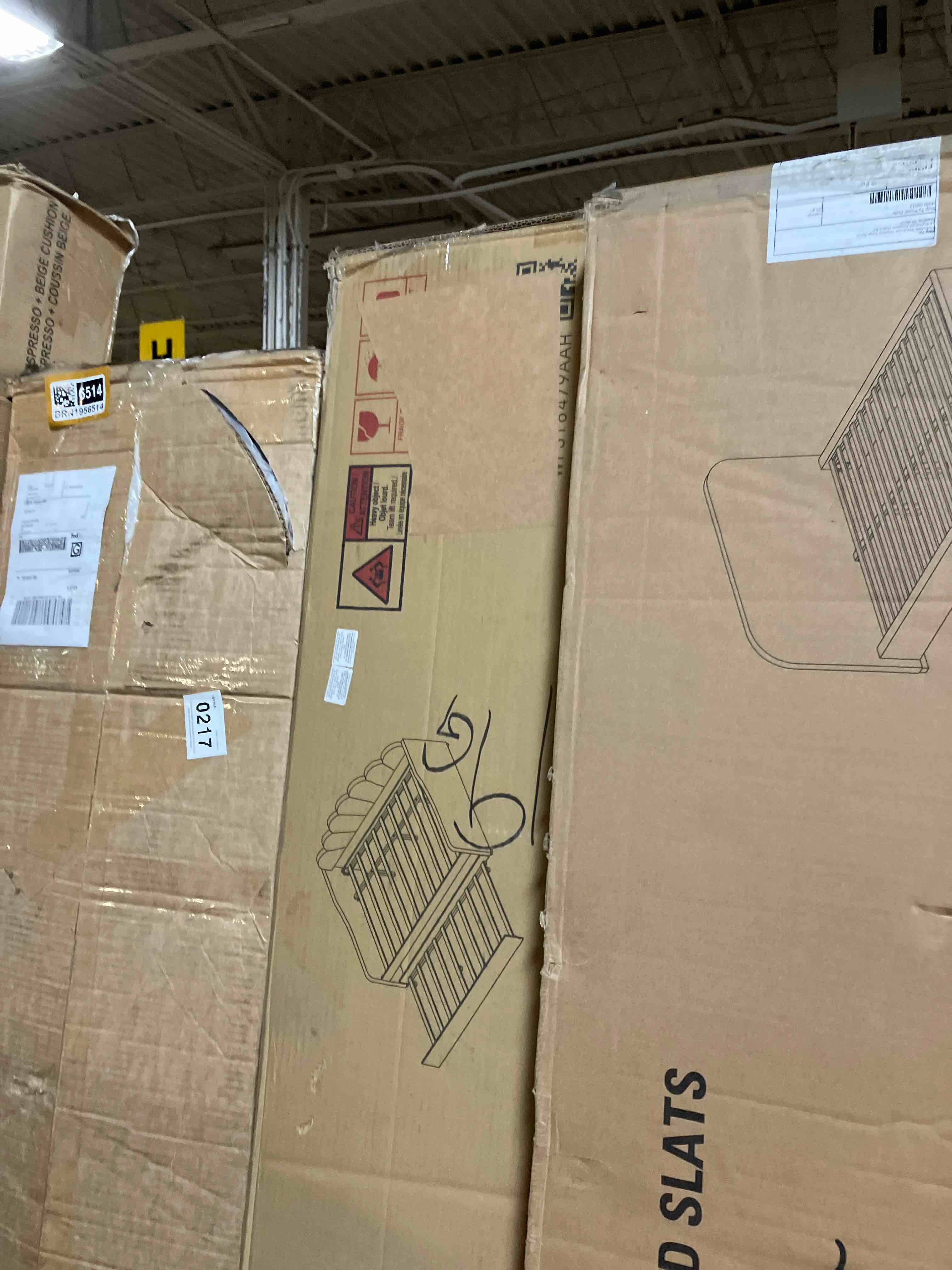 https://s3.amazonaws.com/lotting-images-prod/phillipi/BRN1956515_1759355596695.jpeg