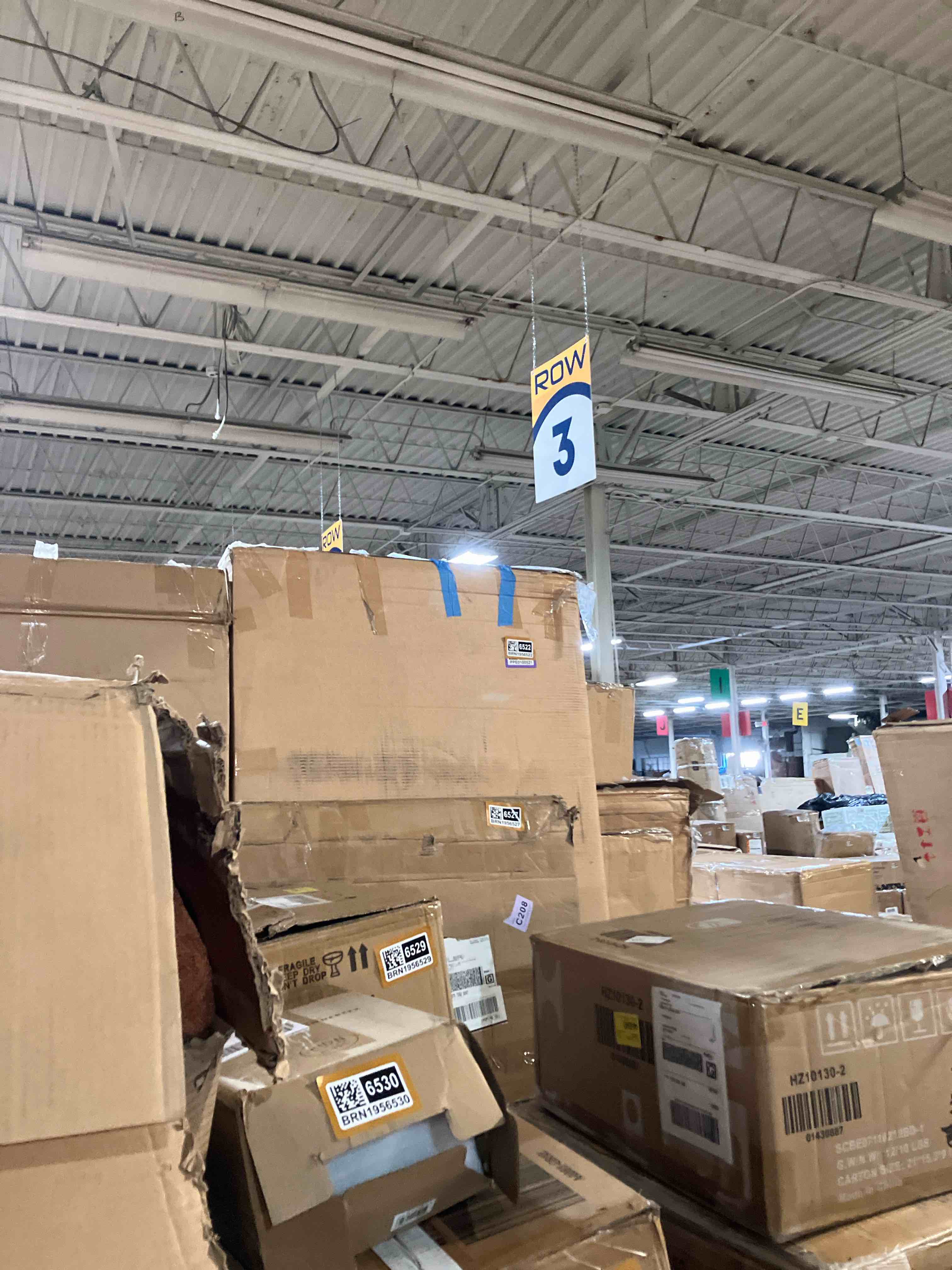 https://s3.amazonaws.com/lotting-images-prod/phillipi/BRN1956530_1759928934206.jpeg