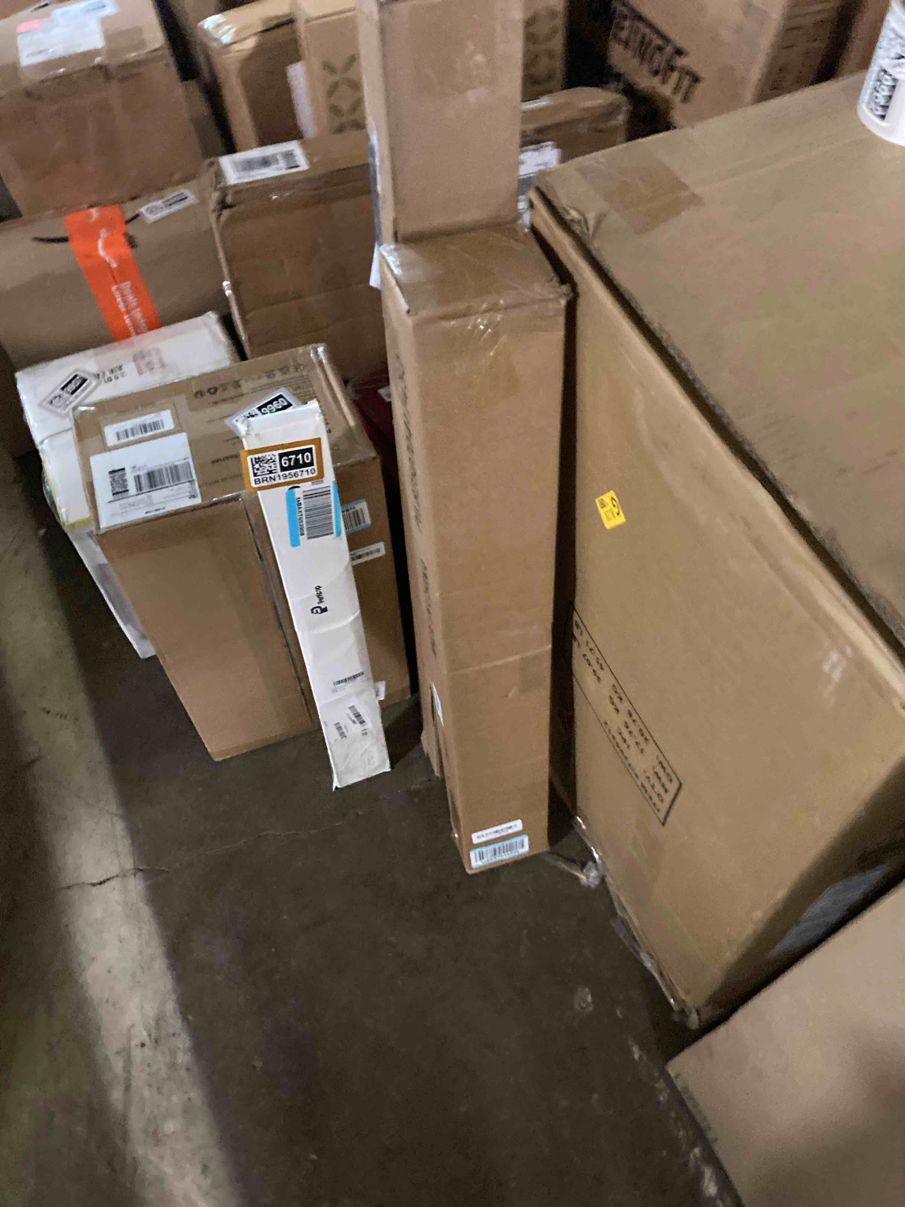 Condition photo showing New/Like New for Antique Bronze Bay Window Curtain Rods with Aluminum End Cap Finials and Brackets,Adjustable 32-86 Inch Center Rod for windows (20-82’’), 32-58 Inch Side Rods for windows (20-54)