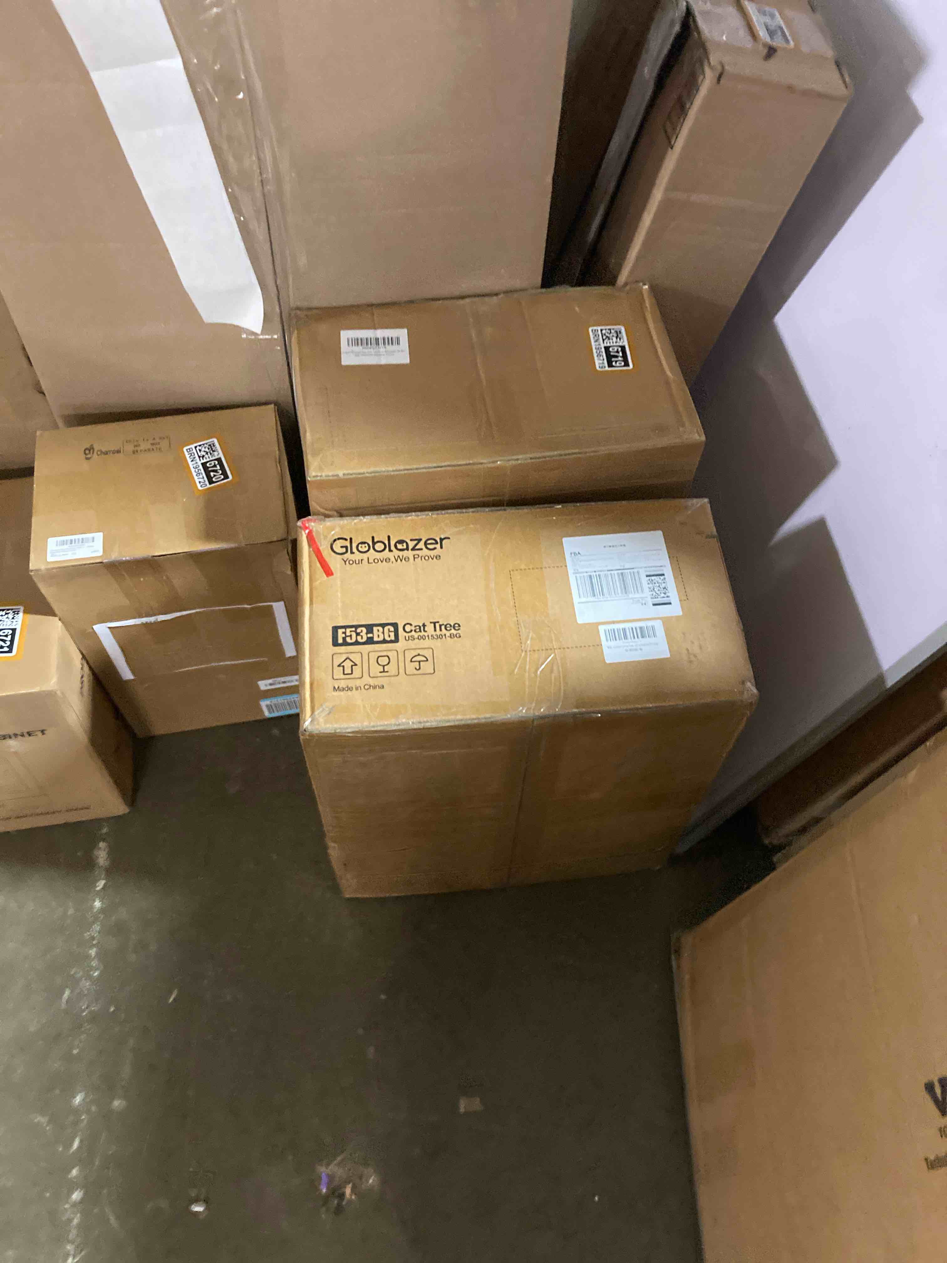 Condition photo showing New/Like New for Globlazer Cat Tree Tower with Scratching Post for Indoor Cats, 53inch Tall Plush Multi-Level Cat Climbing Tower Condo House with Large Hammock, Spacious Cat Cave, Big Padded Top Perch Bed, F53, Beige 53inch Beige