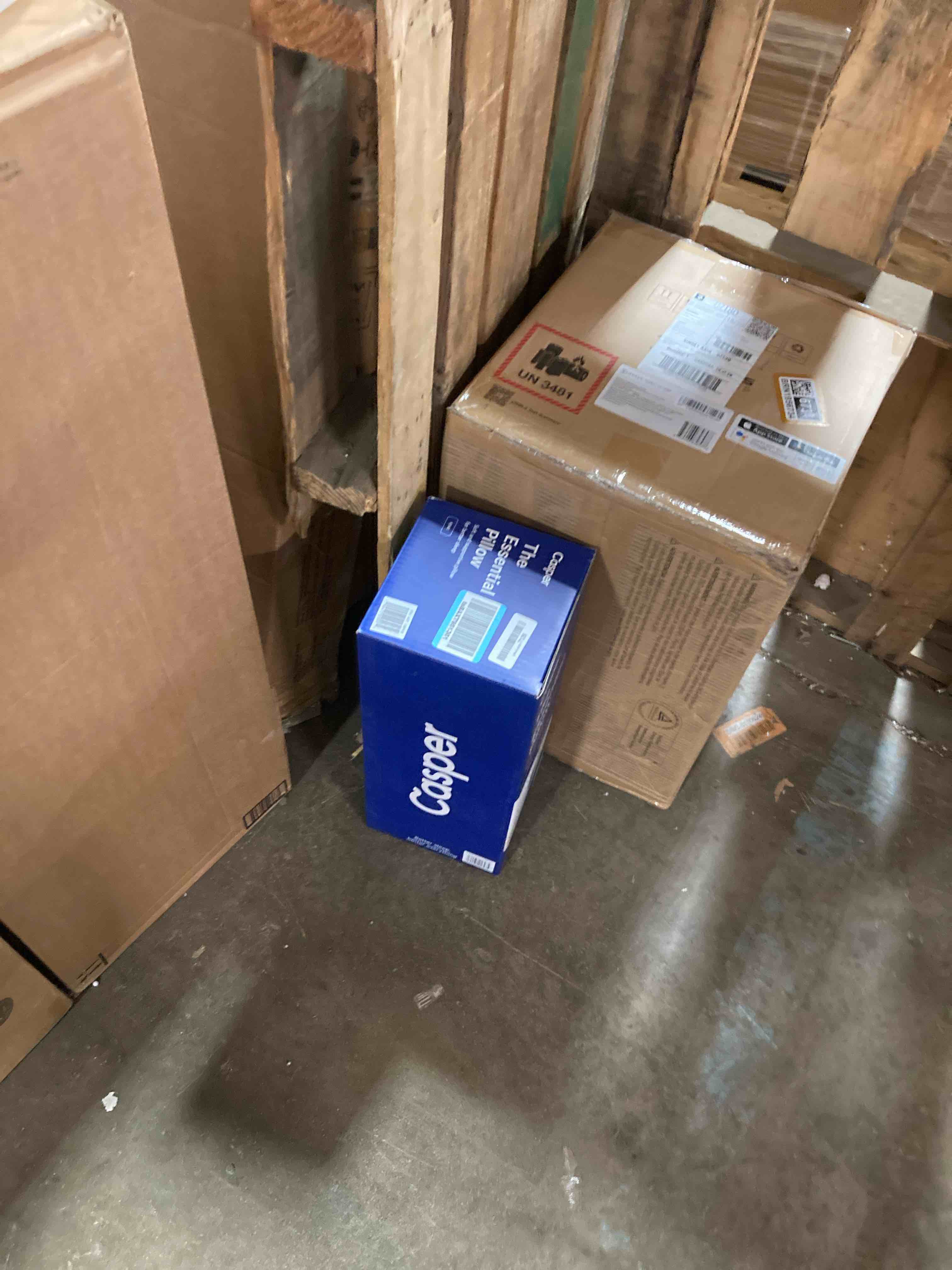 Condition photo showing New/Like New for Casper Sleep Essential Pillow for Sleeping, King, White