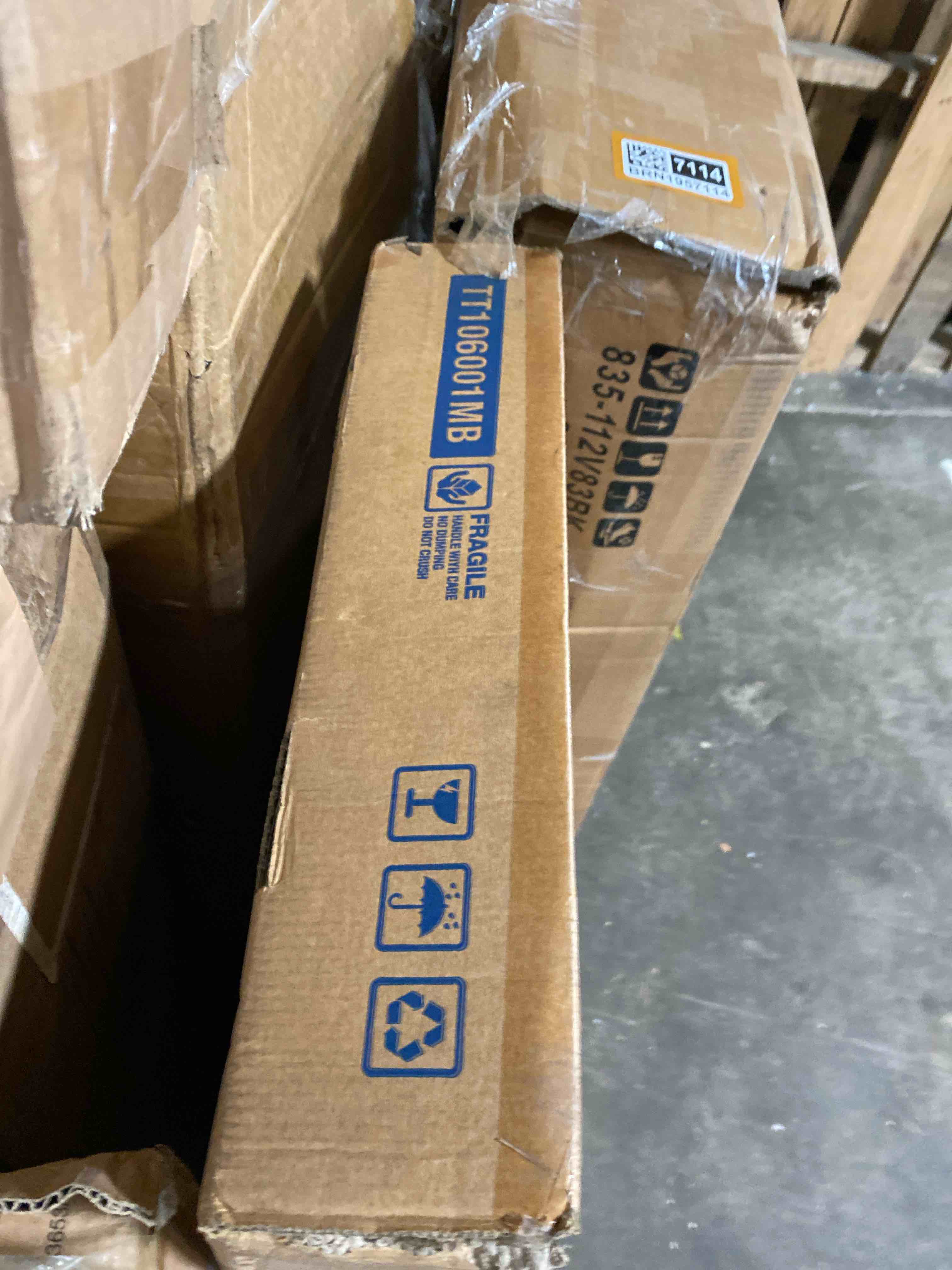 https://s3.amazonaws.com/lotting-images-prod/phillipi/BRN1957115_1746122007870.jpeg