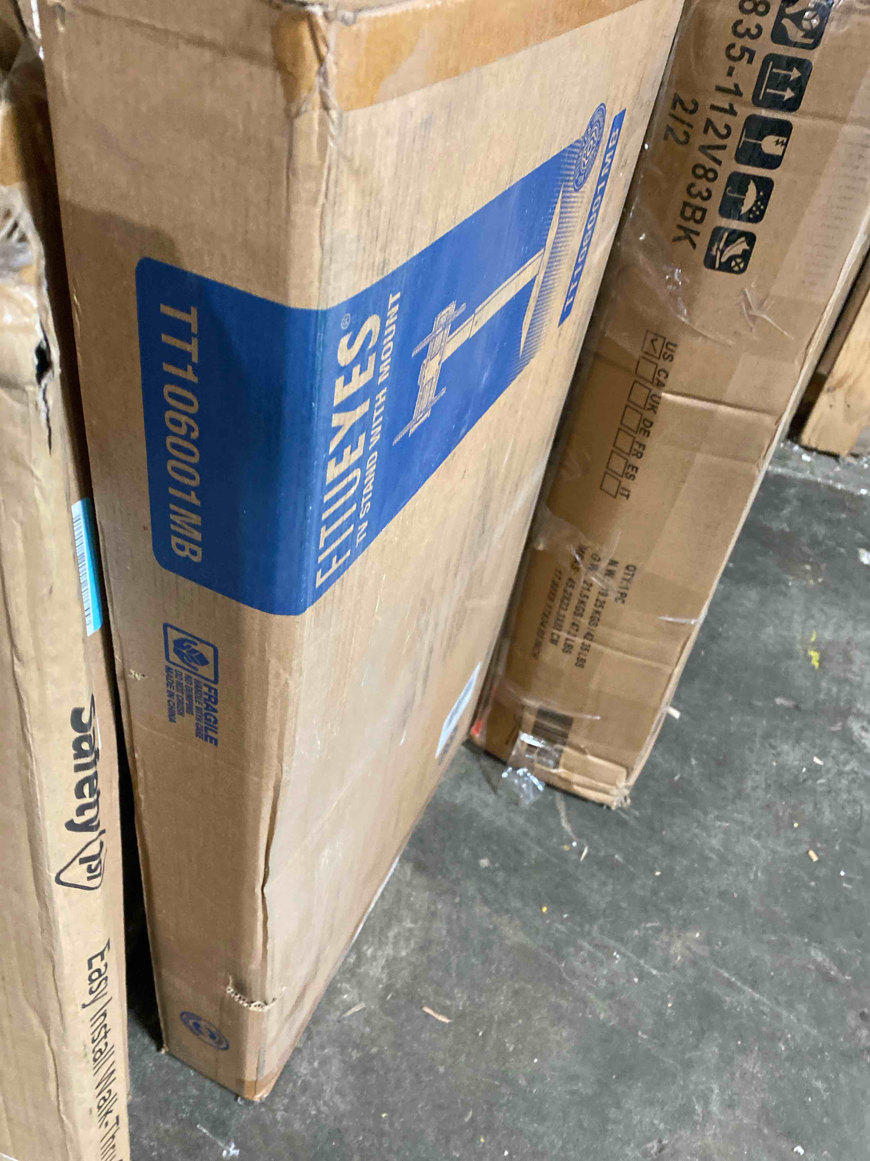 https://s3.amazonaws.com/lotting-images-prod/phillipi/BRN1957115_1746122009702.jpeg
