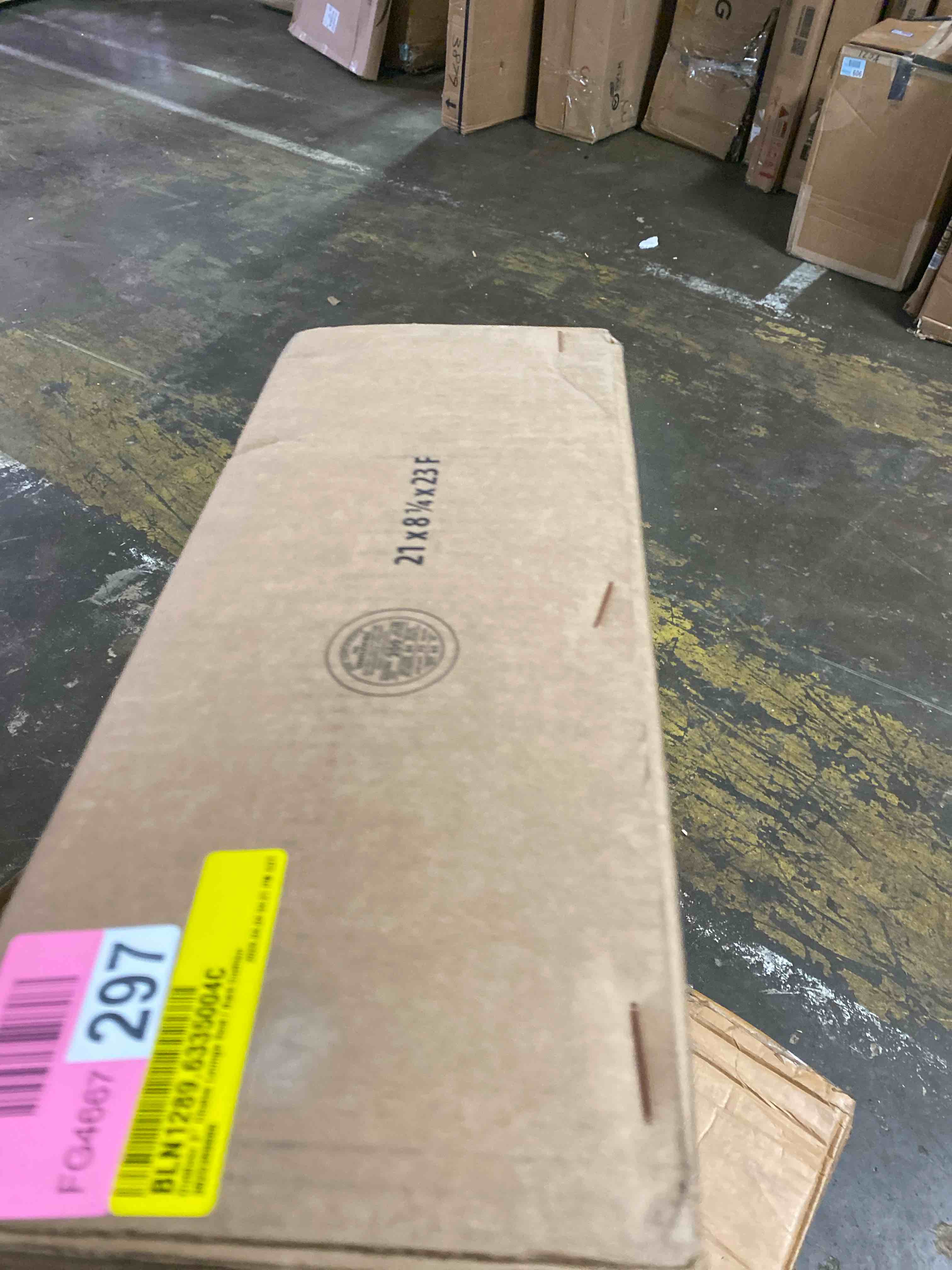 https://s3.amazonaws.com/lotting-images-prod/phillipi/BRN1957166_1746130519731.jpeg