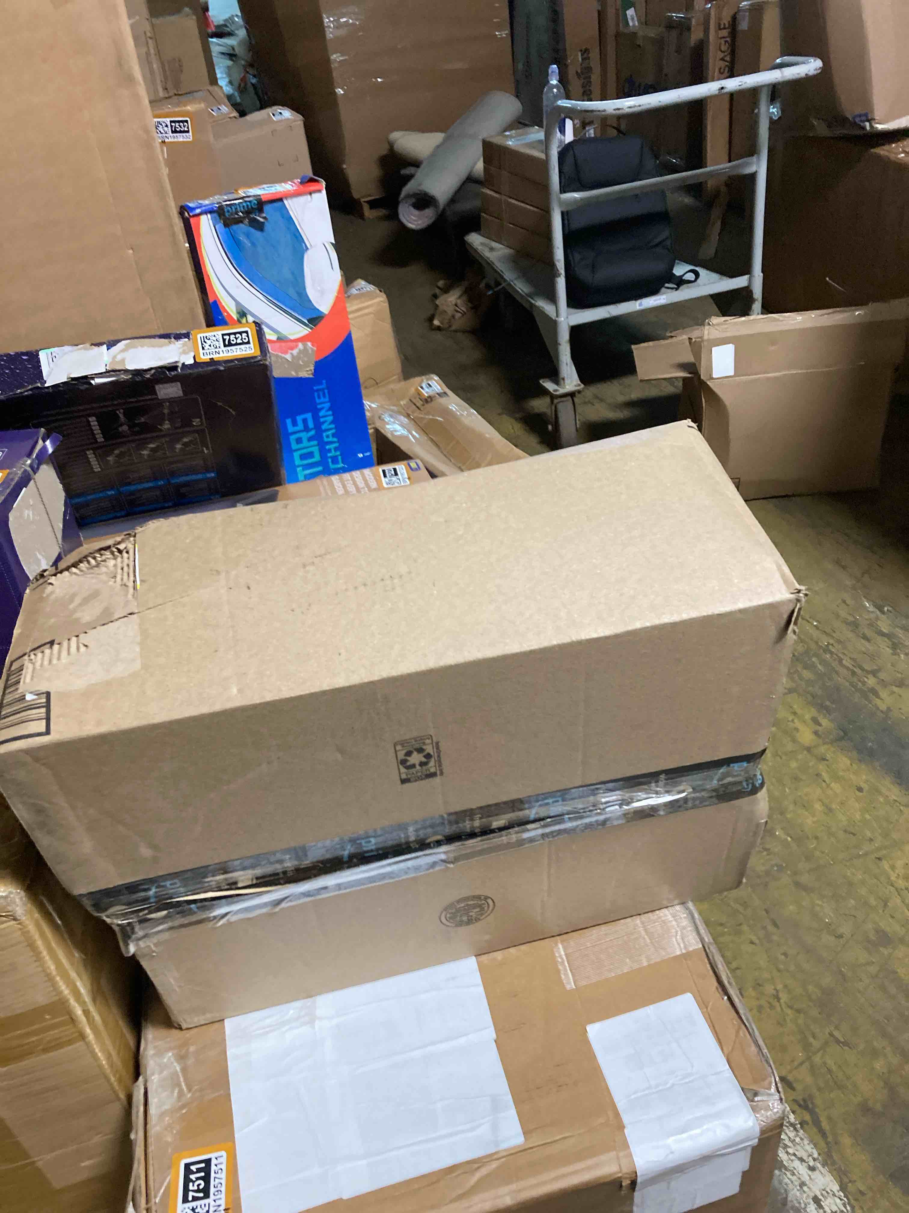 https://s3.amazonaws.com/lotting-images-prod/phillipi/BRN1957509_1746740094625.jpeg