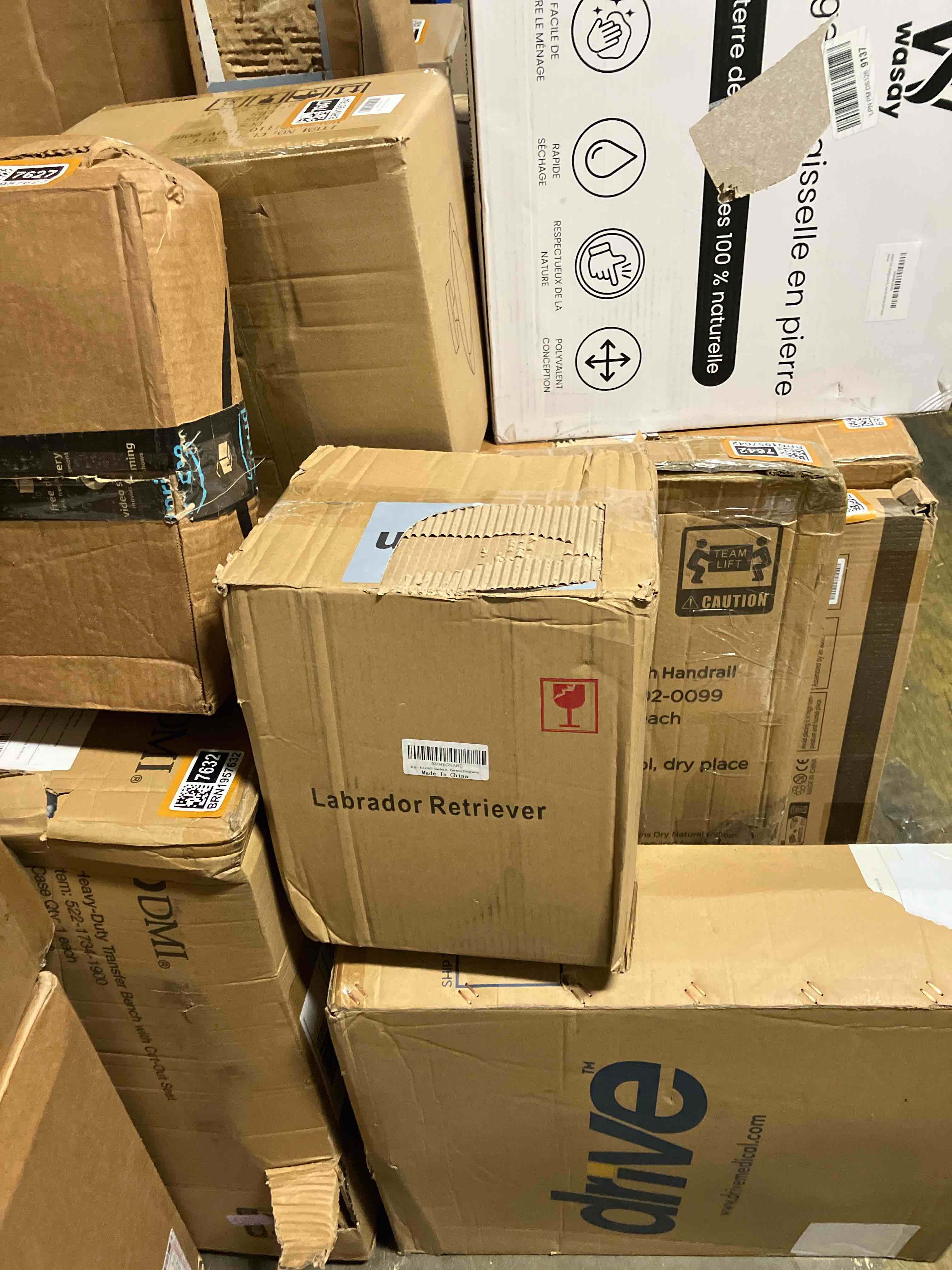 https://s3.amazonaws.com/lotting-images-prod/phillipi/BRN1957625_1746806887193.jpeg