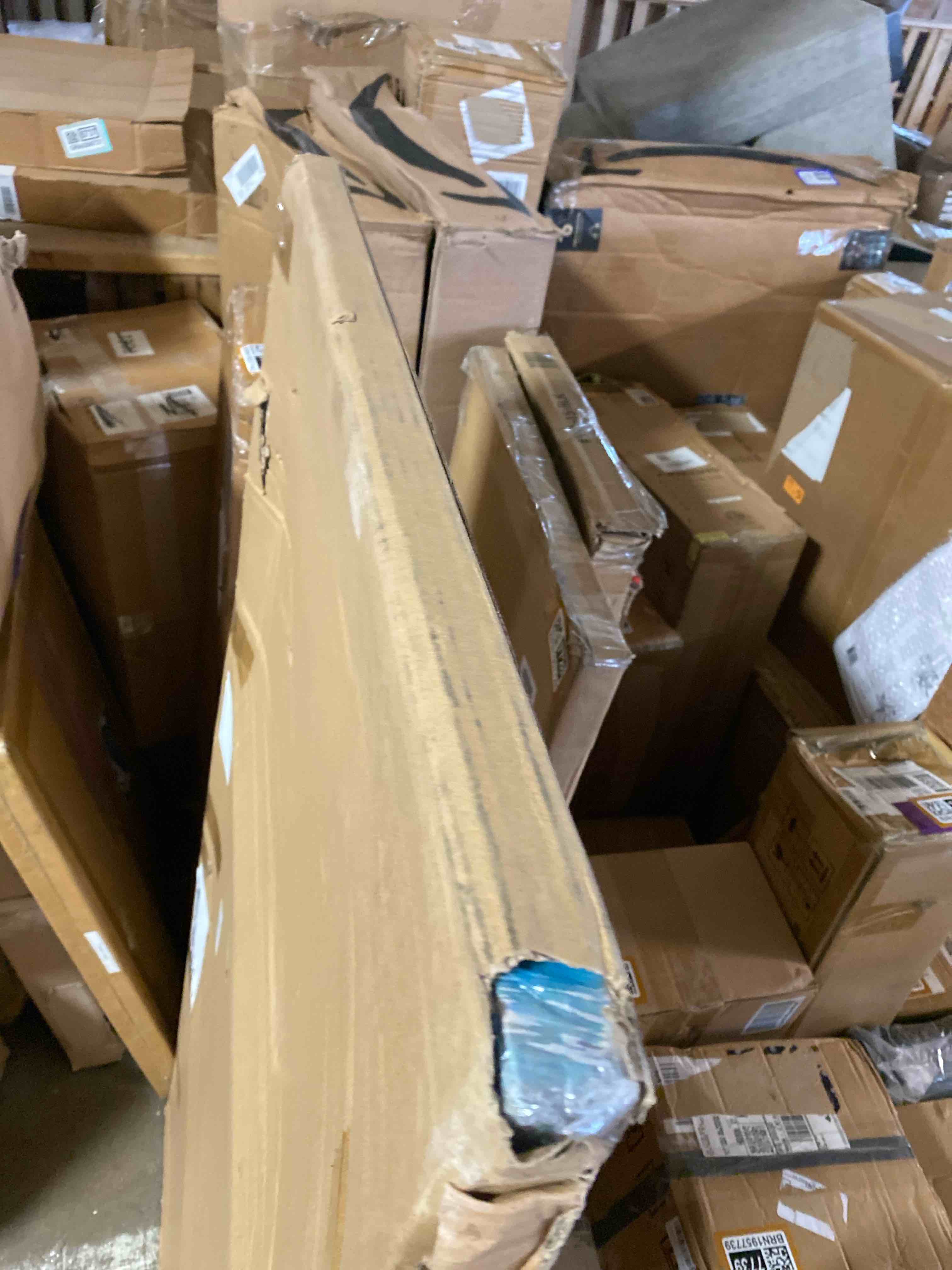 https://s3.amazonaws.com/lotting-images-prod/phillipi/BRN1957744_1746819680683.jpeg